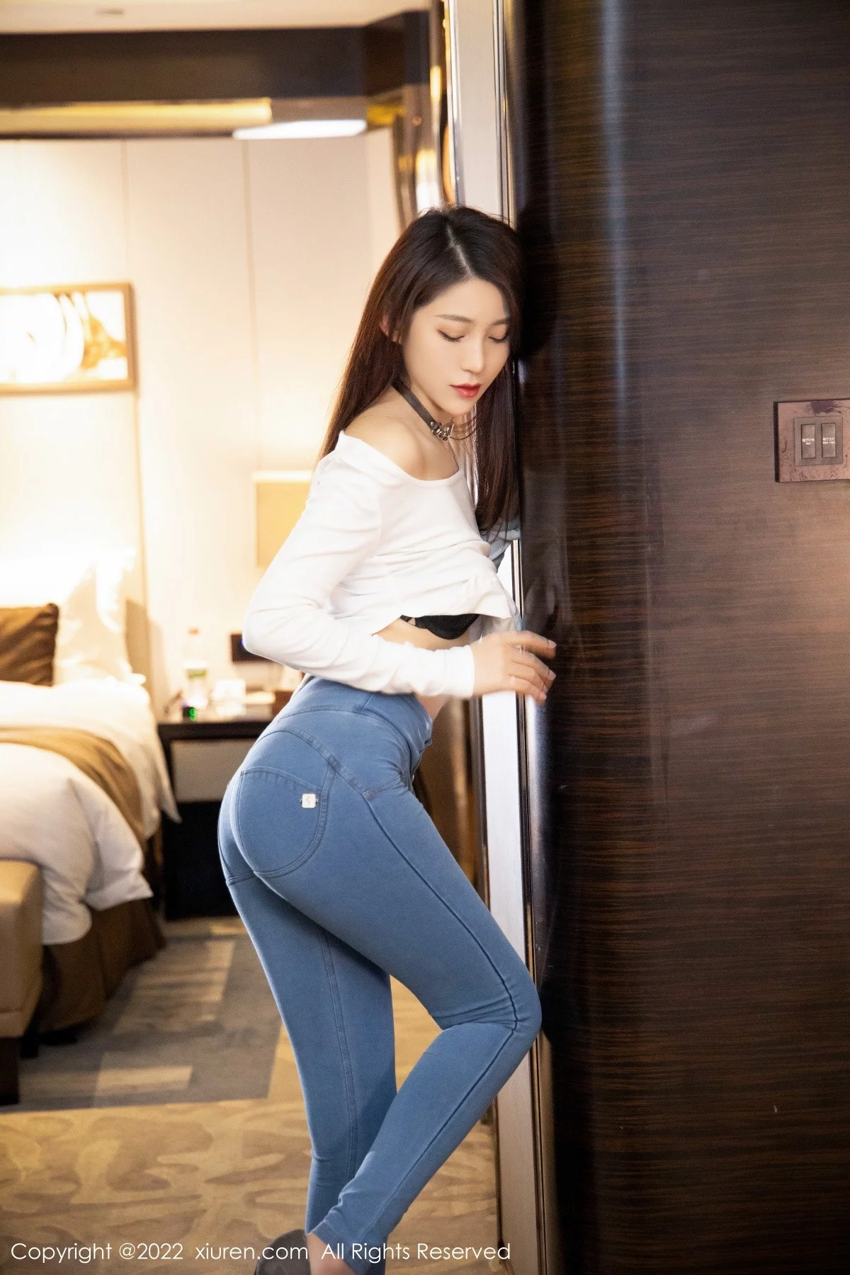 [[XiuRen秀人网]秀人网]No.4541_模特汐汐baby私房半脱露性感内衣原色丝袜秀凹凸身材诱惑写真103P