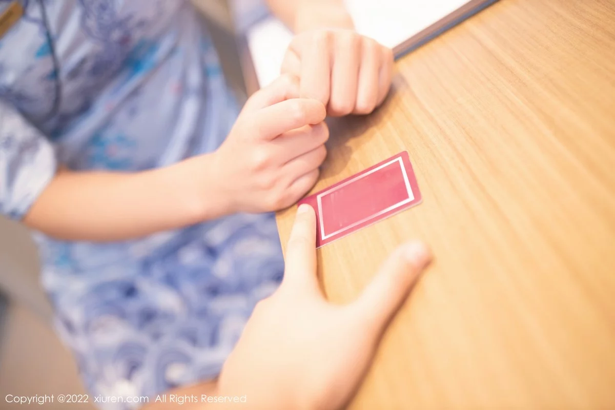 [[XiuRen秀人网]秀人网]No.4552_模特唐安琪珠三角旅拍空姐角色扮演私房半脱秀绝美身材迷人写真78P