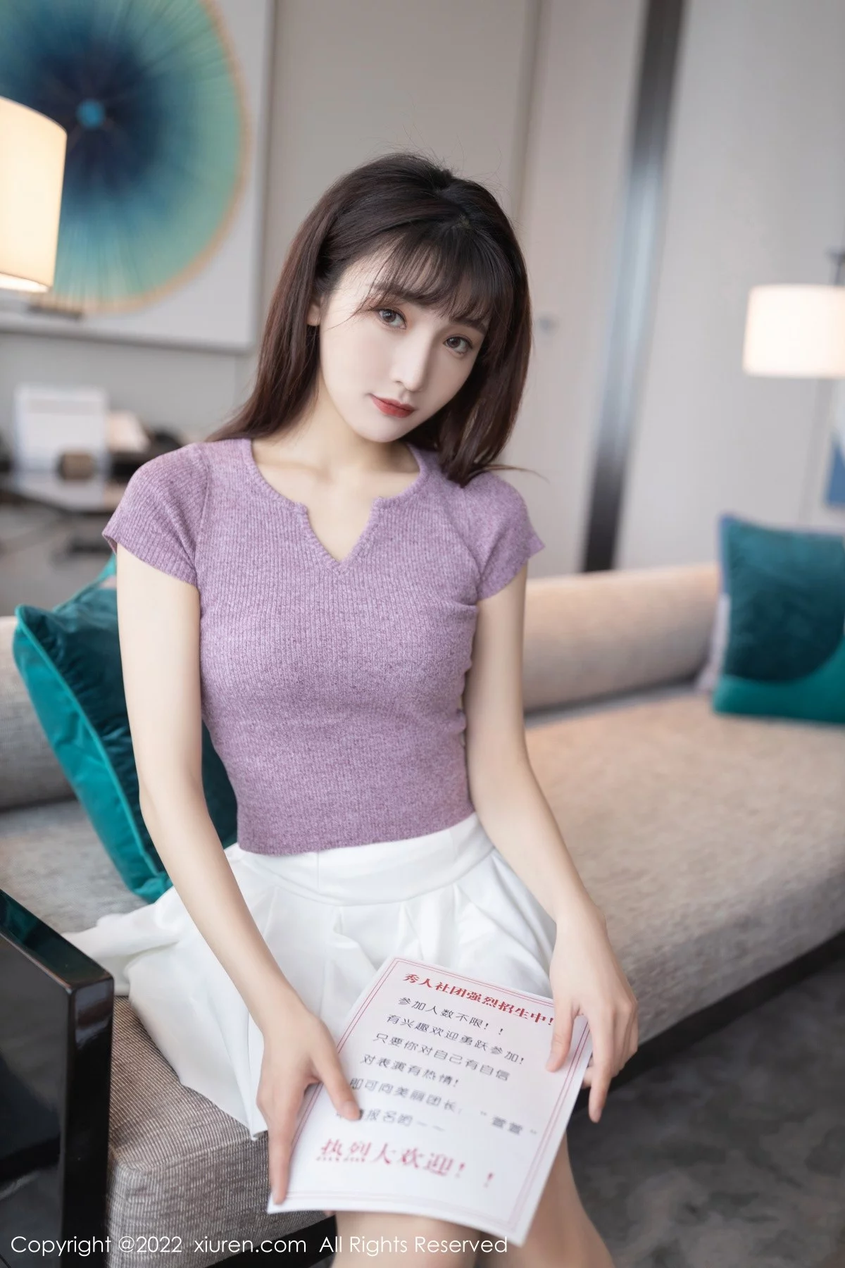 [[XiuRen秀人网]秀人网]No.4570_模特陆萱萱角色扮演主题紫色上衣半脱露紫色内衣撩人诱惑写真79P