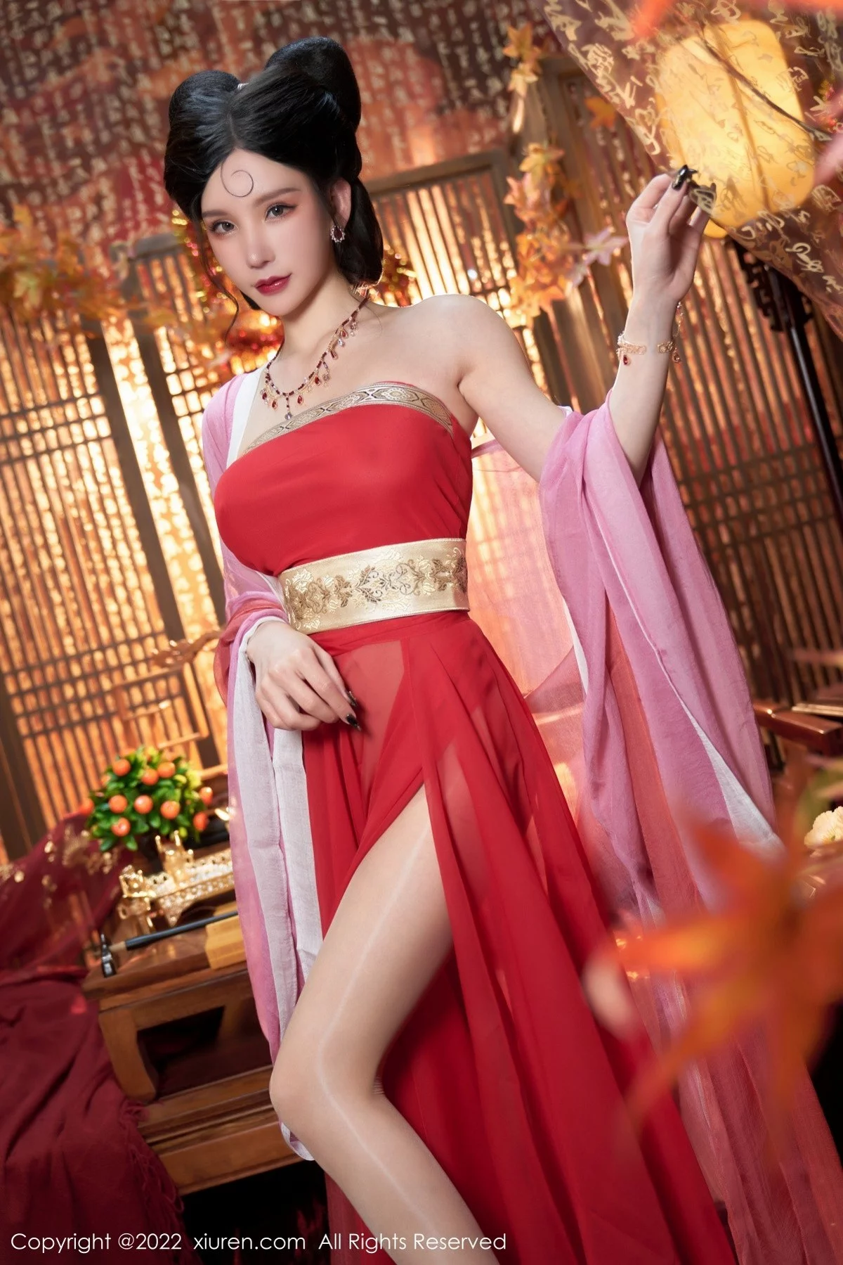 [[XiuRen秀人网]秀人网]No.4575_女神周于希Sally三亚旅拍妲己角色扮演古装服饰性感迷人写真74P