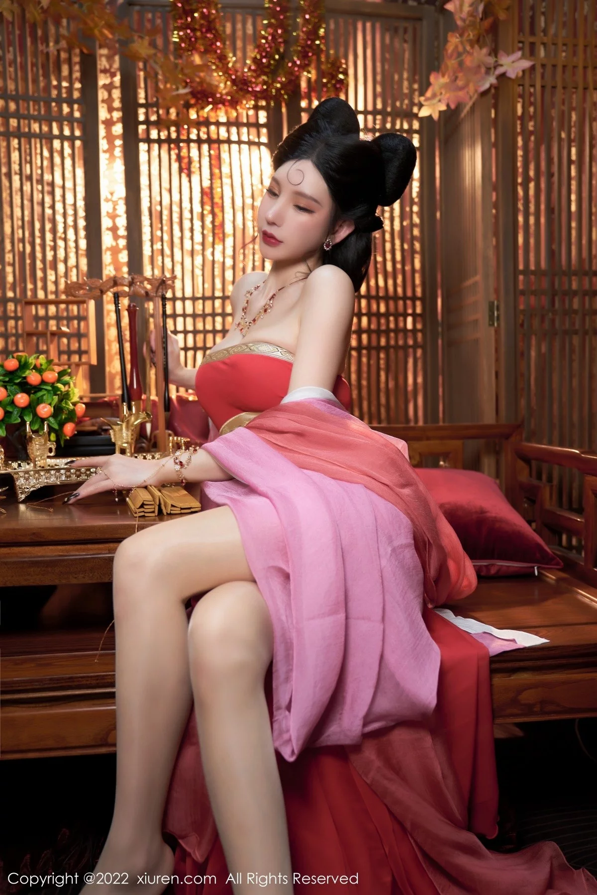 [[XiuRen秀人网]秀人网]No.4575_女神周于希Sally三亚旅拍妲己角色扮演古装服饰性感迷人写真74P