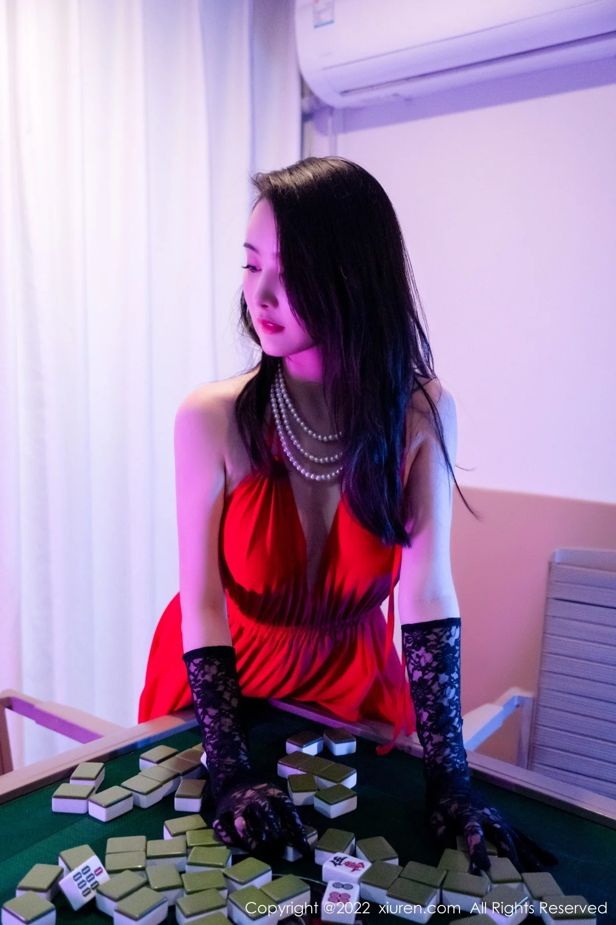 [[XiuRen秀人网]秀人网]No.4571_模特Summer宝宝性感红色连衣裙配黑色蕾丝袜秀美腿诱惑写真48P