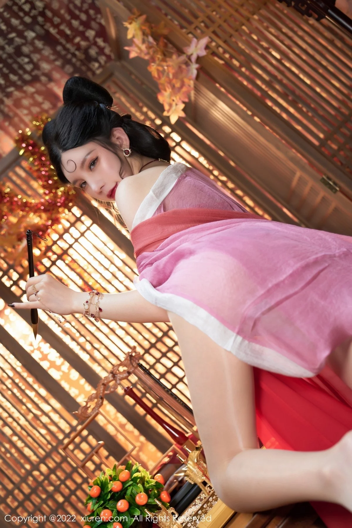 [[XiuRen秀人网]秀人网]No.4575_女神周于希Sally三亚旅拍妲己角色扮演古装服饰性感迷人写真74P