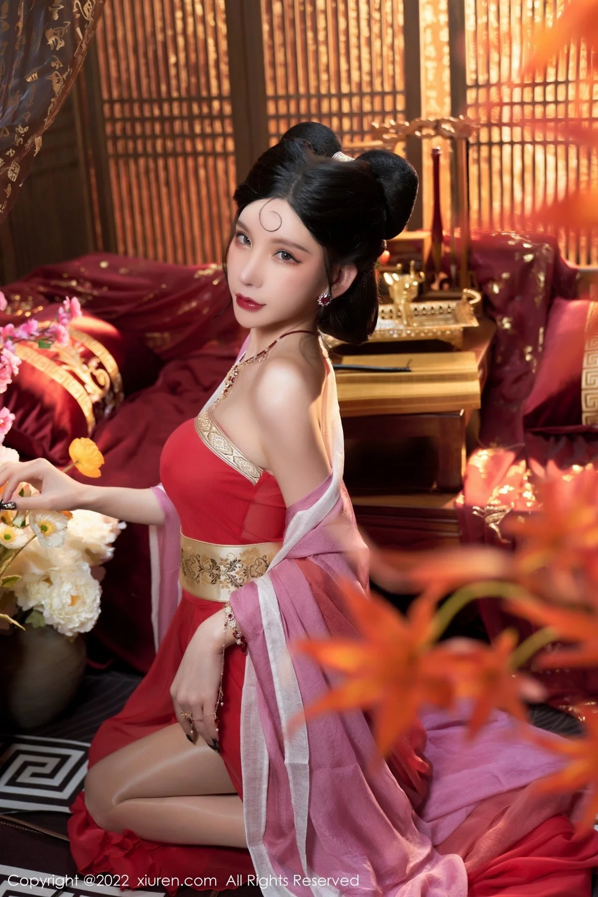 [[XiuRen秀人网]秀人网]No.4575_女神周于希Sally三亚旅拍妲己角色扮演古装服饰性感迷人写真74P