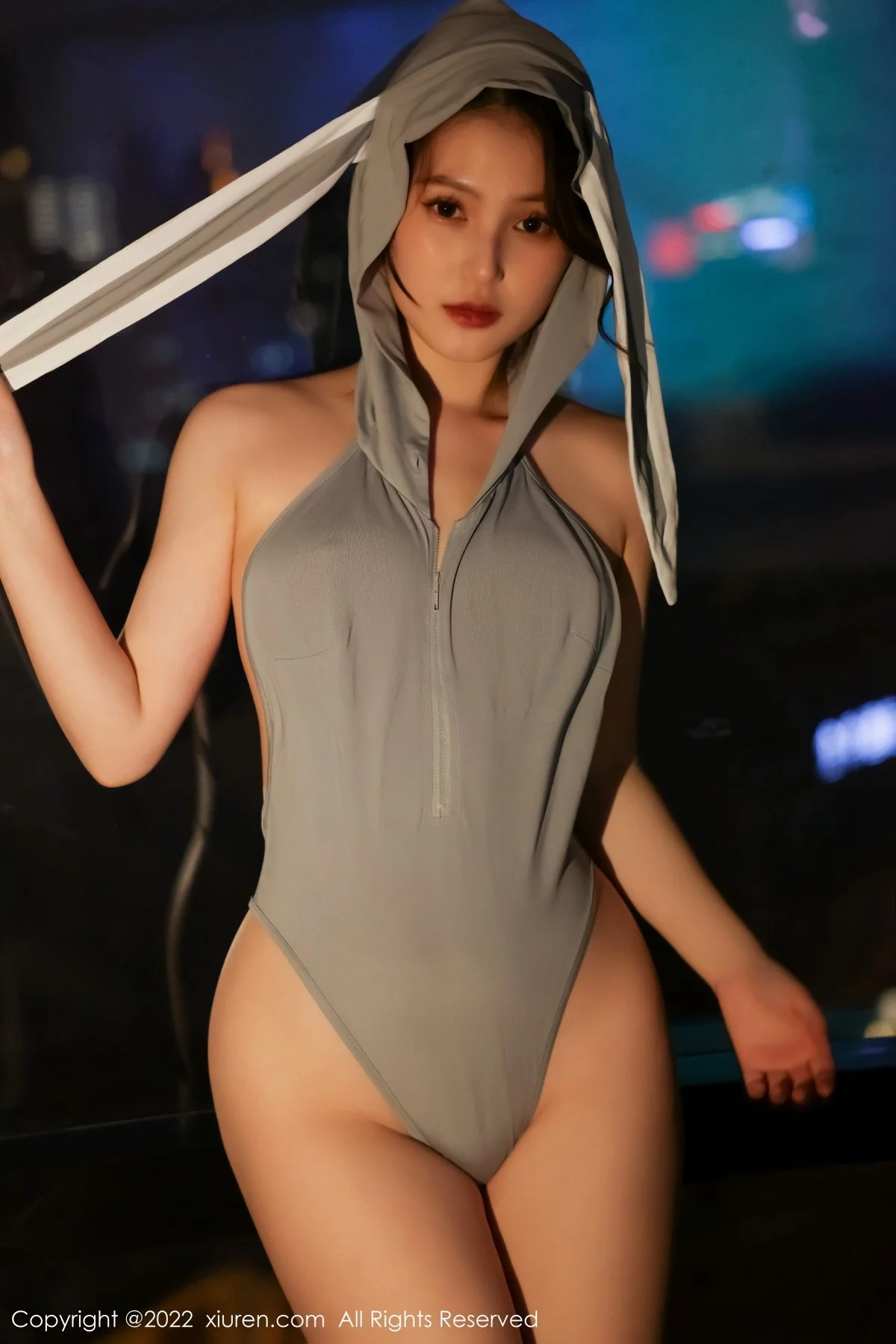 [[XiuRen秀人网]秀人网]No.4490_模特你的兔妹妹居家女友主题性感露背连体衣秀浑圆美臀诱惑写真51P