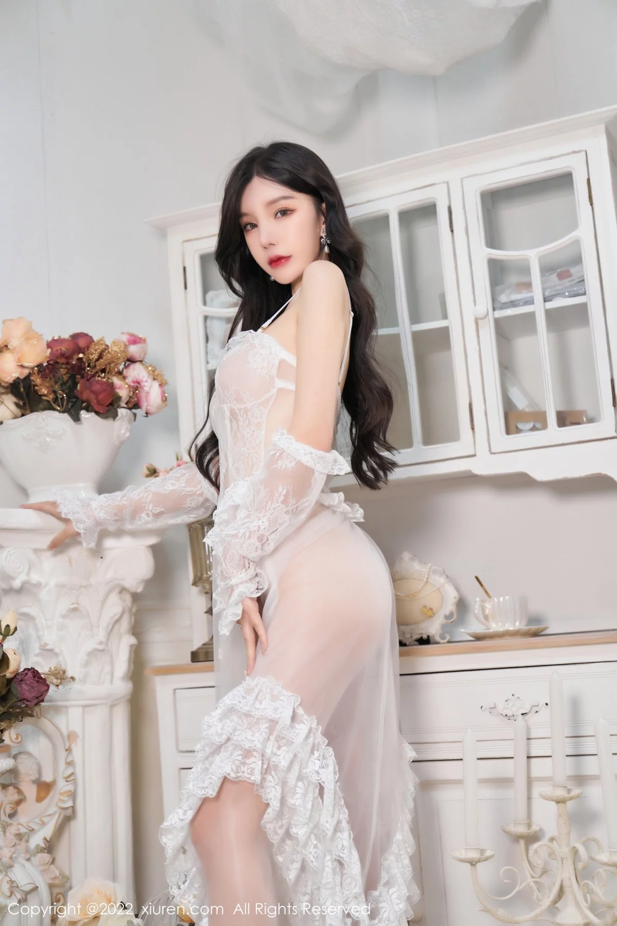 [[XiuRen秀人网]秀人网]No.4499_女神周于希Sally私房白色轻透蕾丝长裙透视秀火辣身材诱惑写真79P