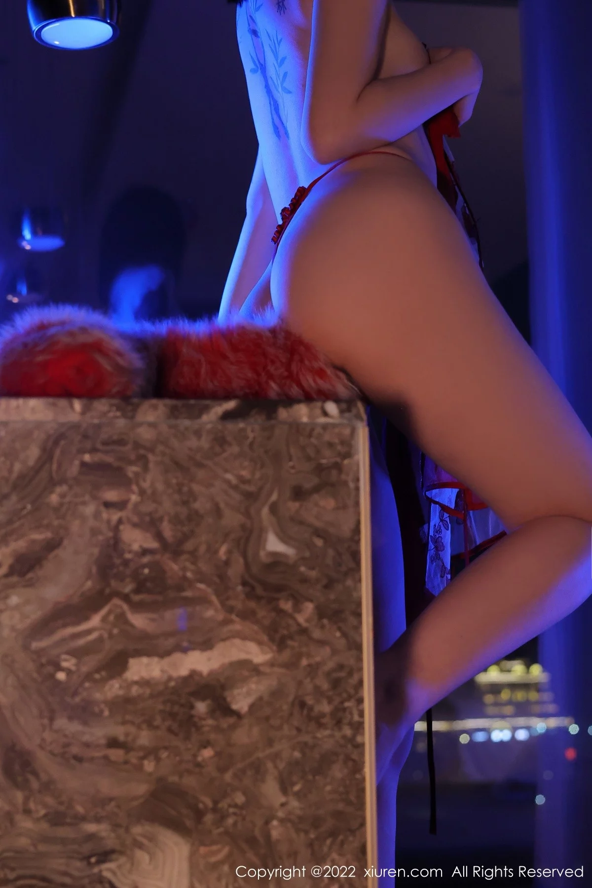 [[XiuRen秀人网]秀人网]No.4634_模特奶瓶魅惑狐狸装扮性感红色轻透服饰秀完美身材诱惑写真64P