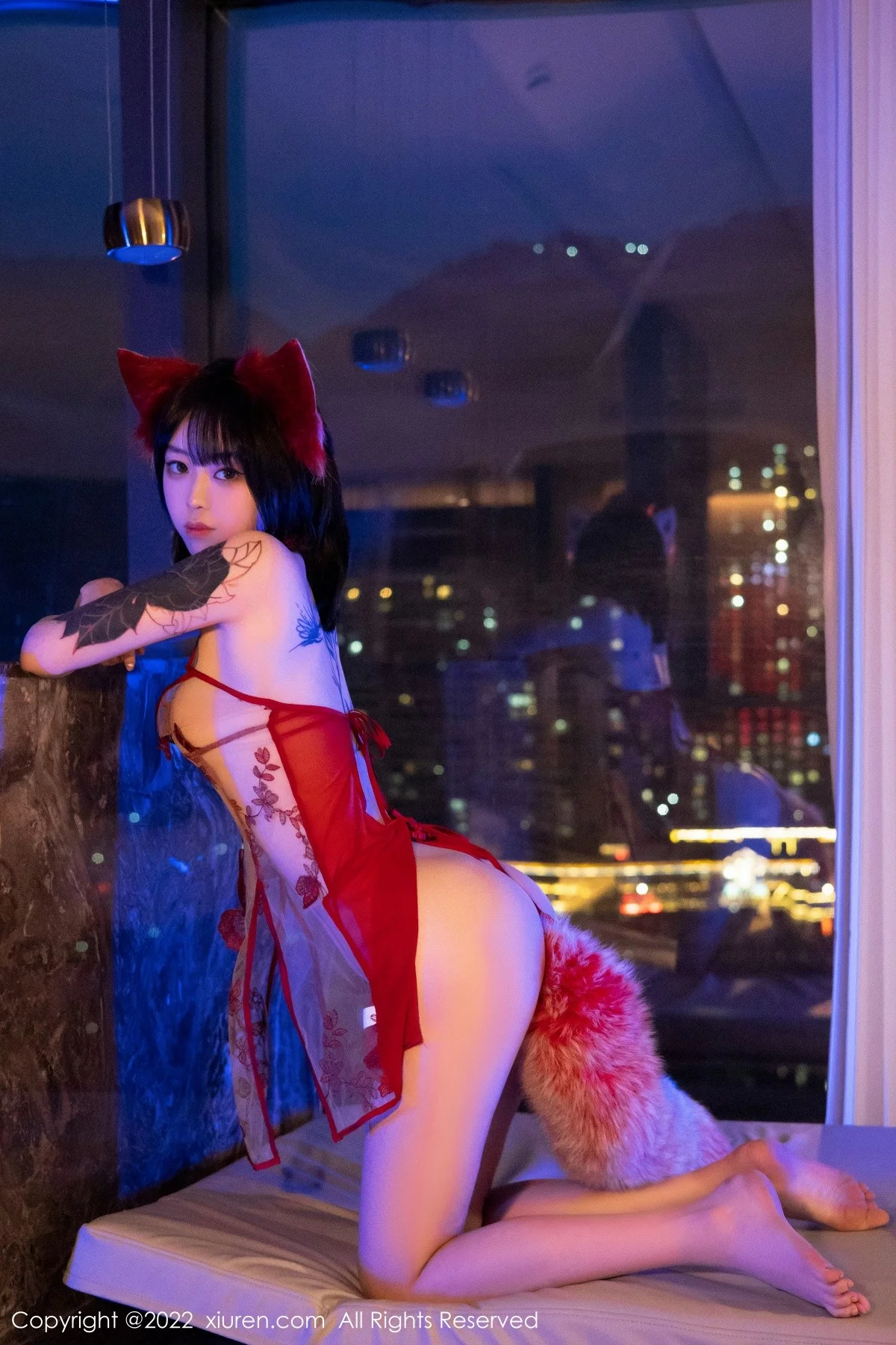 [[XiuRen秀人网]秀人网]No.4634_模特奶瓶魅惑狐狸装扮性感红色轻透服饰秀完美身材诱惑写真64P