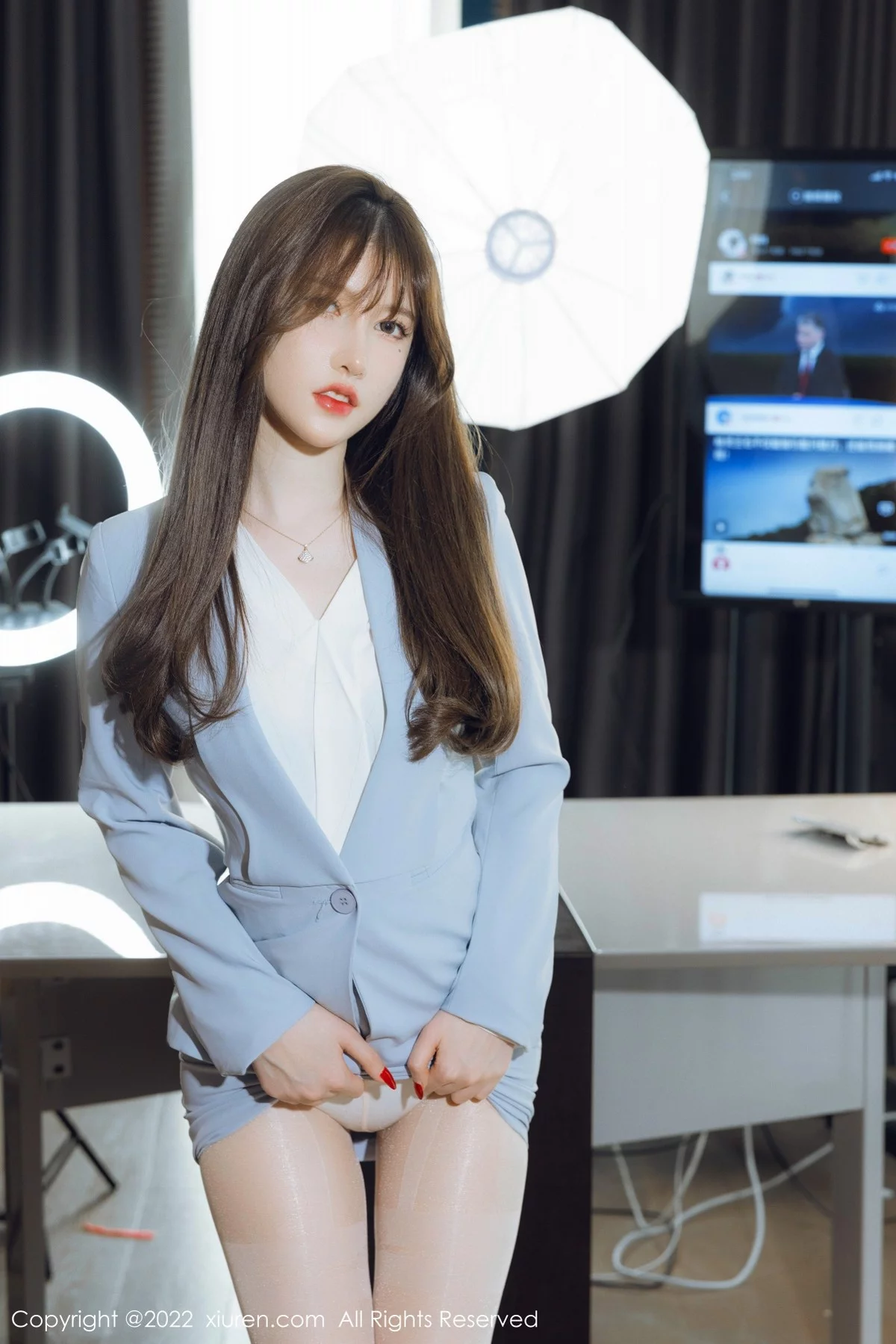 [[XiuRen秀人网]秀人网]No.4658_模特美桃酱蓝色制服系列私房半脱露性感内衣超薄肉丝诱惑写真64P