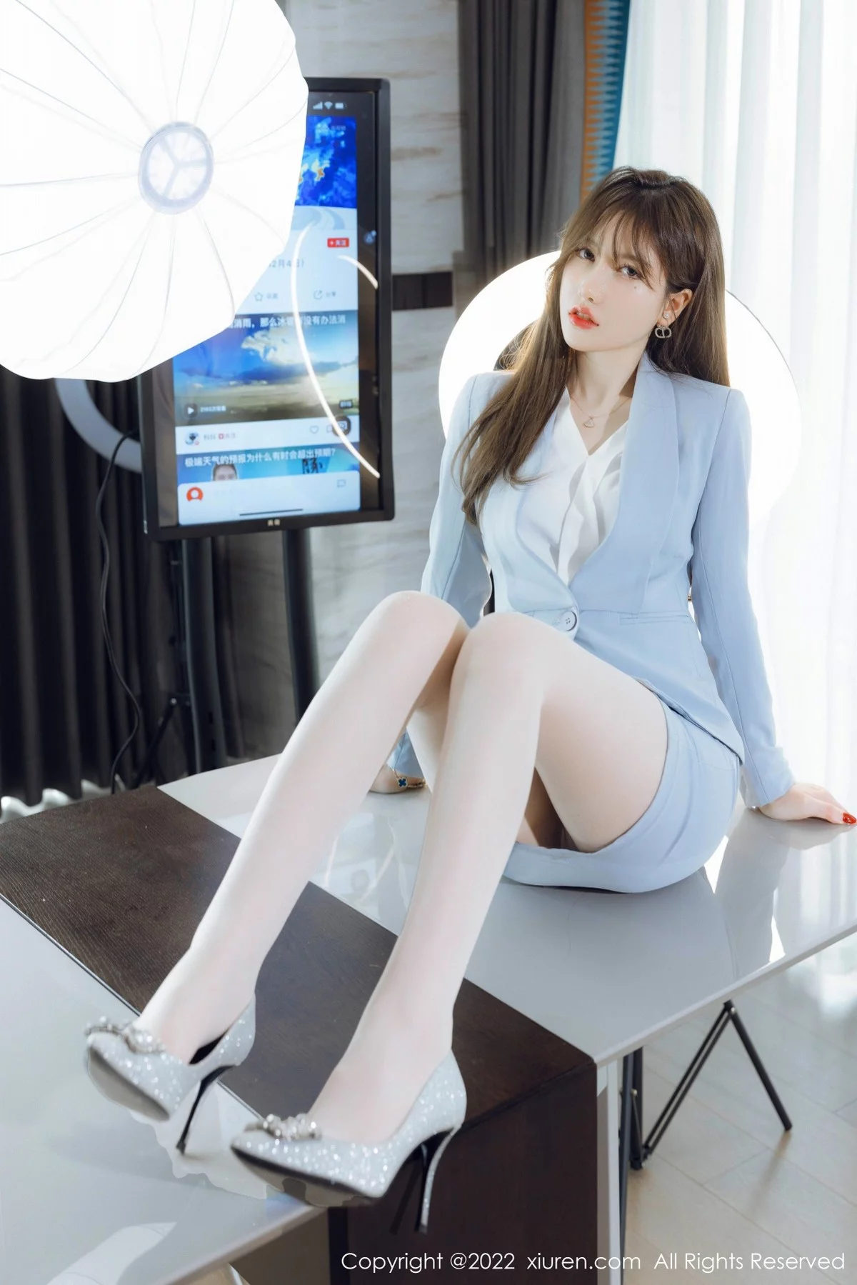 [[XiuRen秀人网]秀人网]No.4658_模特美桃酱蓝色制服系列私房半脱露性感内衣超薄肉丝诱惑写真64P