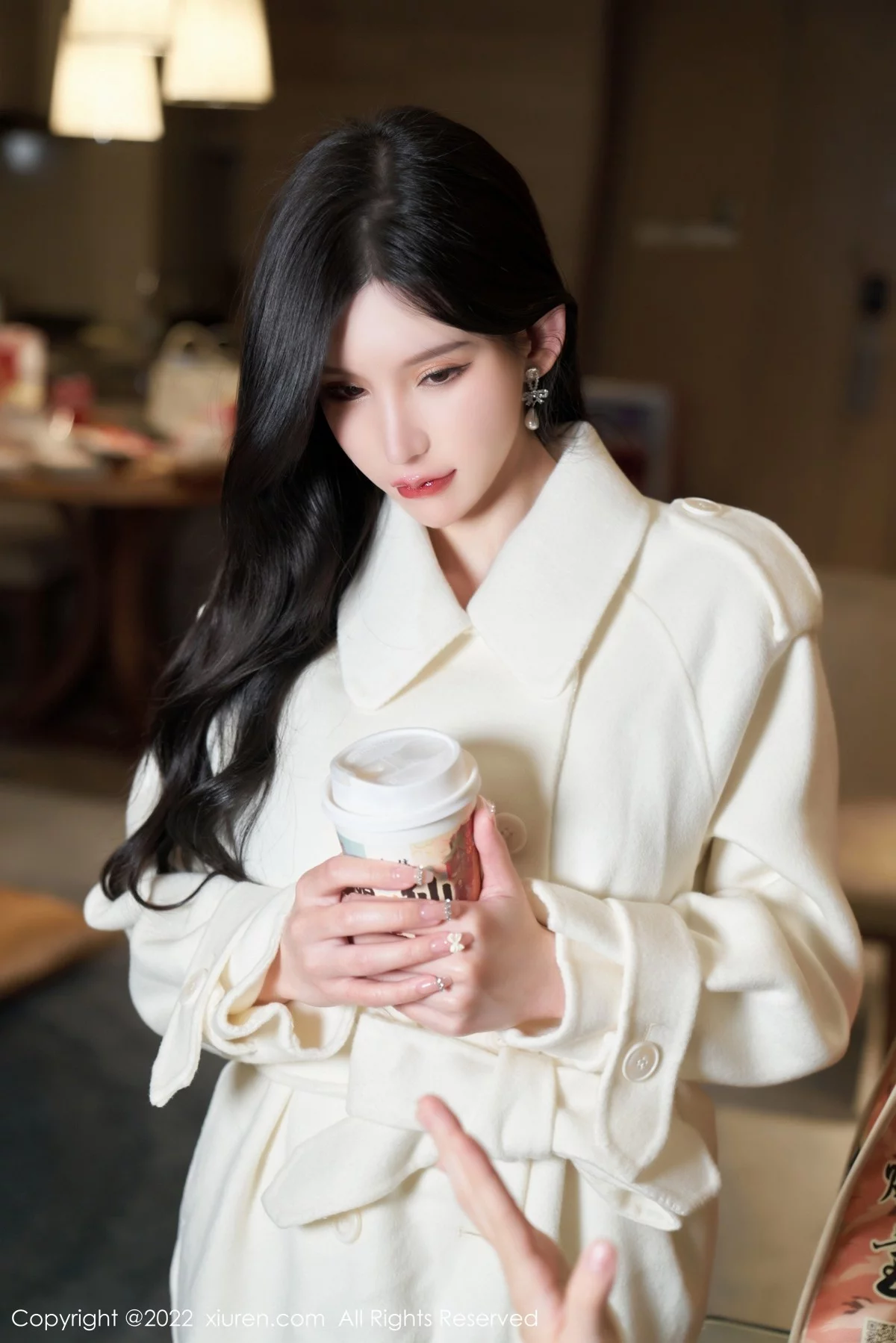 [[XiuRen秀人网]秀人网]No.4594_女神周于希Sally三亚旅拍性感黑色吊裙配黑丝吊袜撩人诱惑写真70P