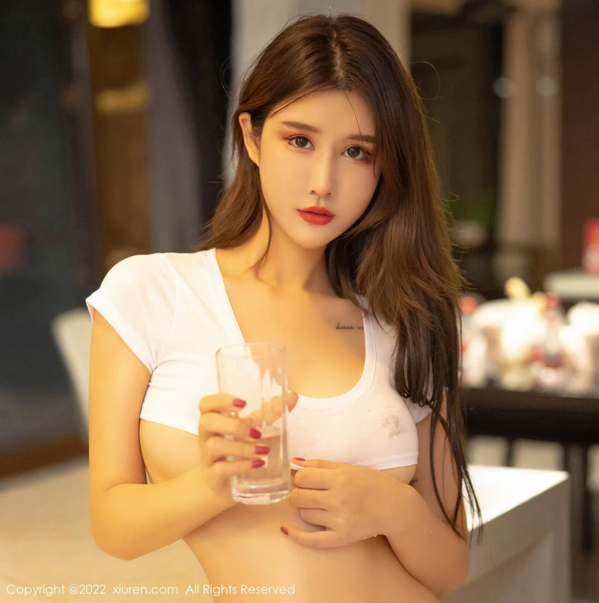 [[XiuRen秀人网]秀人网]No.4590_模特夏沫沫tifa私房白色轻透上衣配诱人蕾丝吊袜极致诱惑写真57P