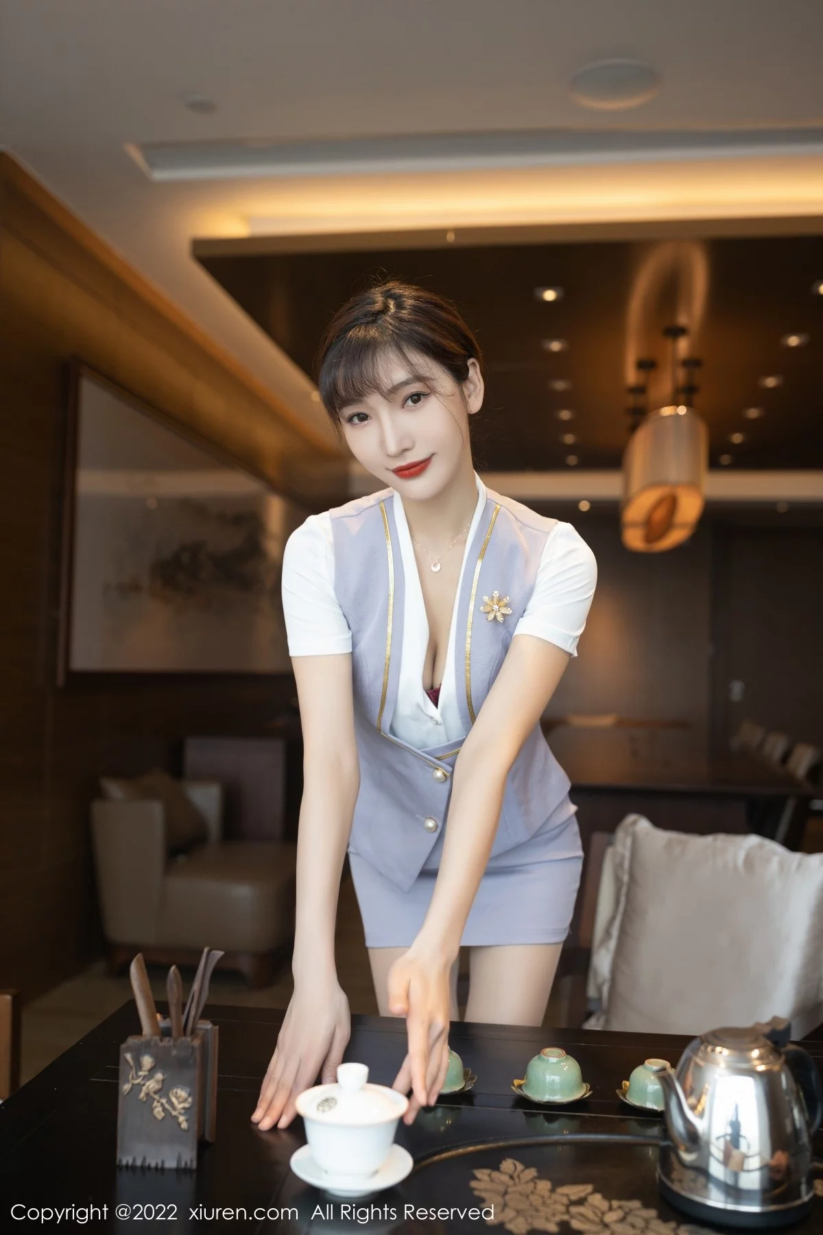 [[XiuRen秀人网]秀人网]No.4694_模特陆萱萱珠三角旅拍茶艺师角色扮演红色内衣配肉丝诱惑写真78P