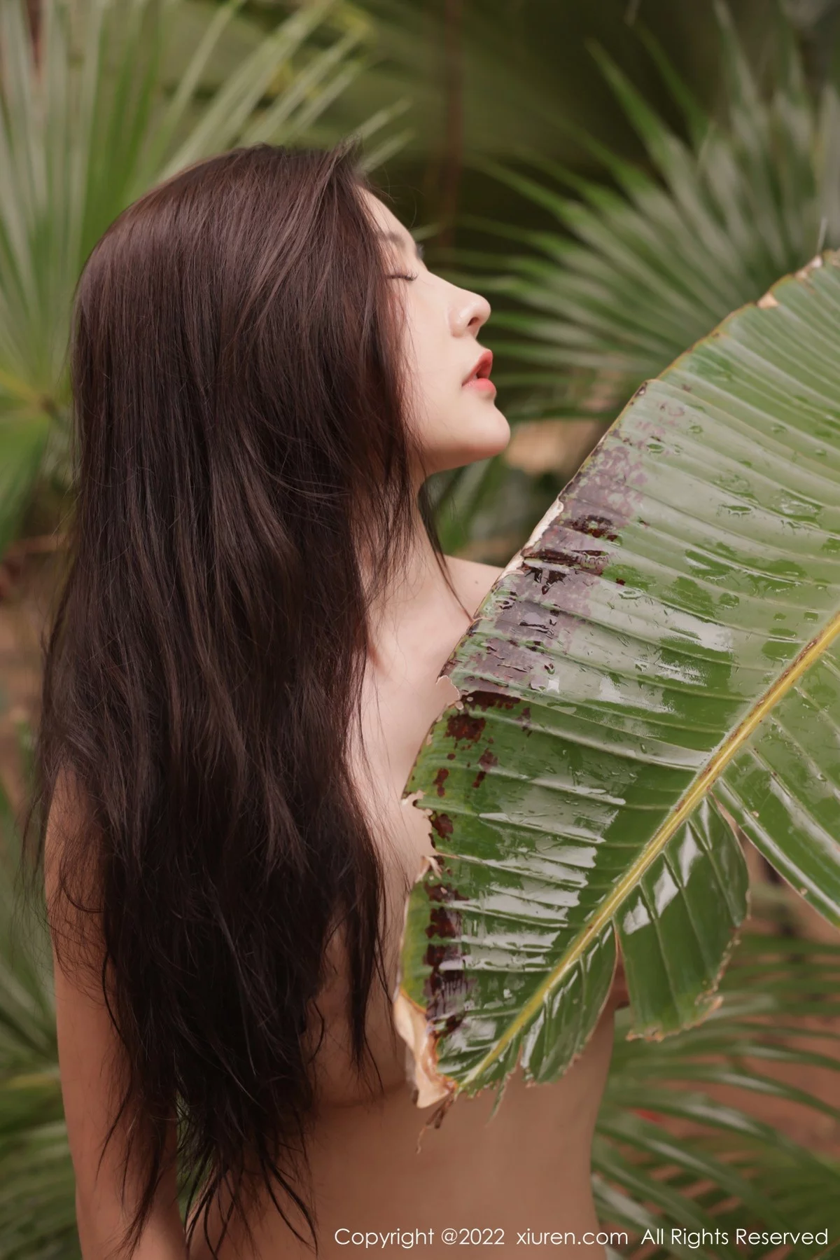 [[XiuRen秀人网]秀人网]No.4698_模特尹甜甜三亚旅拍淡色收身服饰瑜伽动作秀完美身材诱惑写真47P