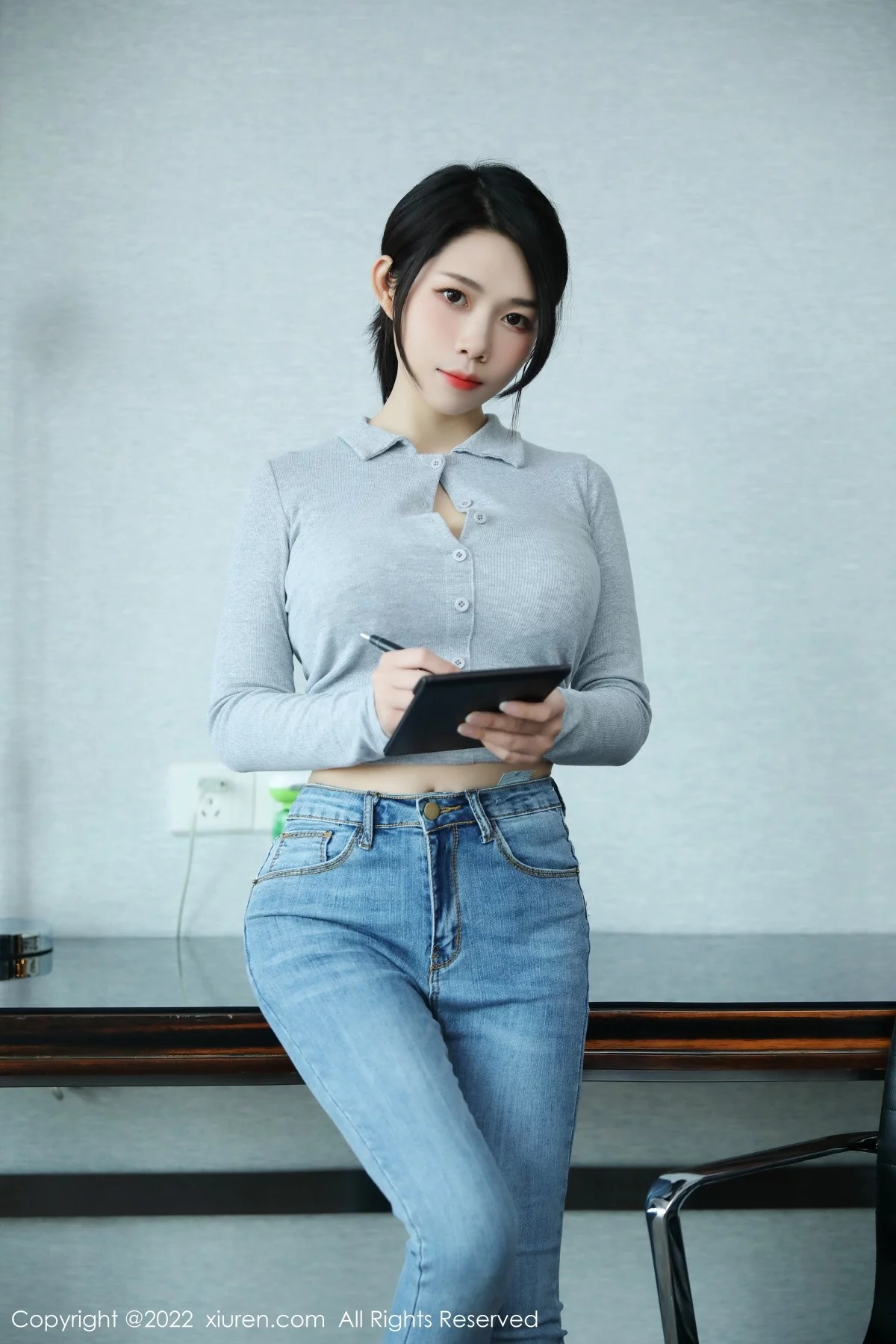 [[XiuRen秀人网]秀人网]No.4711_模特娜娜子呀私房半脱露性感白色蕾丝内衣配肉丝裤袜诱惑写真72P