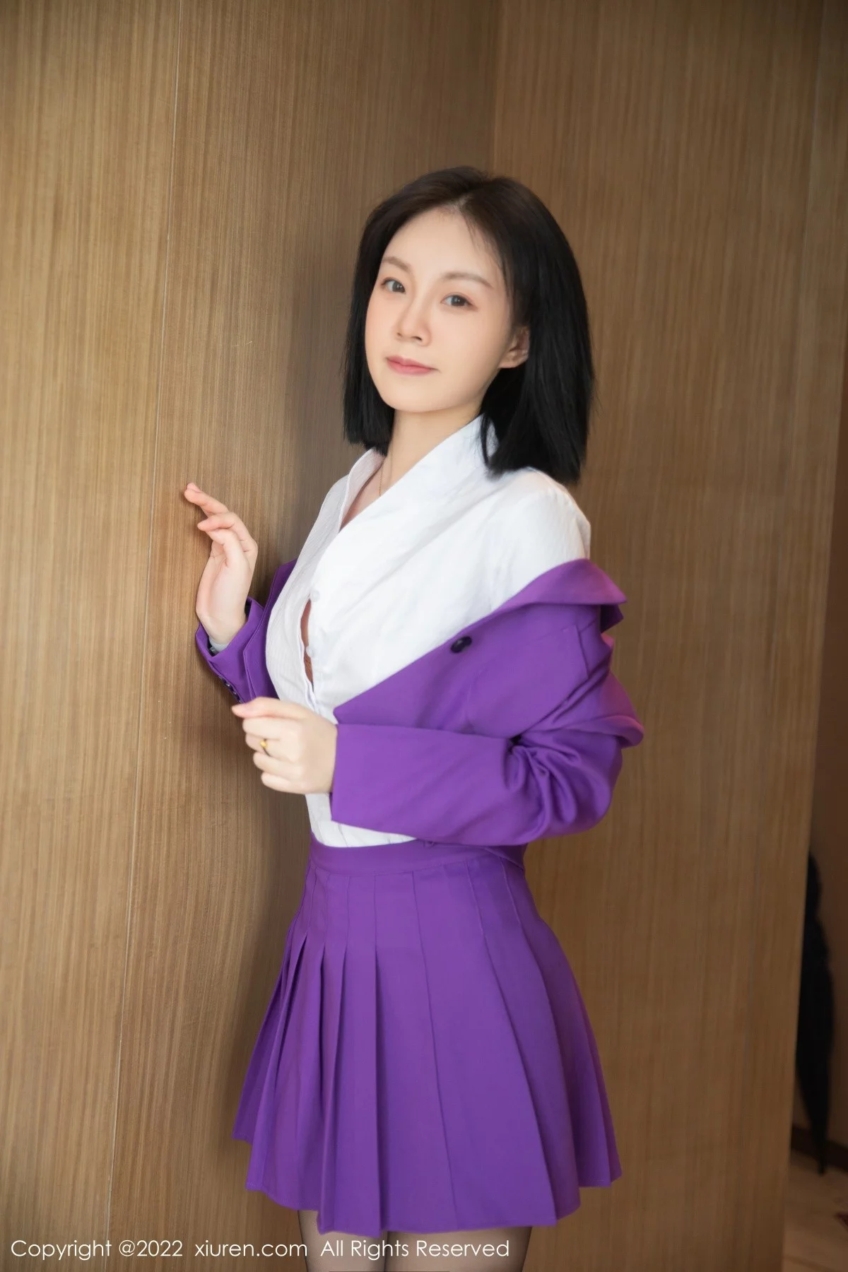 [[XiuRen秀人网]秀人网]No.4600_模特一颗甜蛋黄a情节设计半脱露浅黄色蕾丝内衣秀翘臀诱惑写真62P