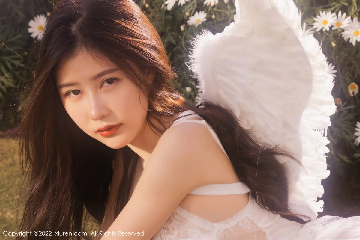 [[XiuRen秀人网]秀人网]No.4837_模特尹甜甜大理旅拍户外天使主题性感薄纱秀完美身材诱惑写真64P