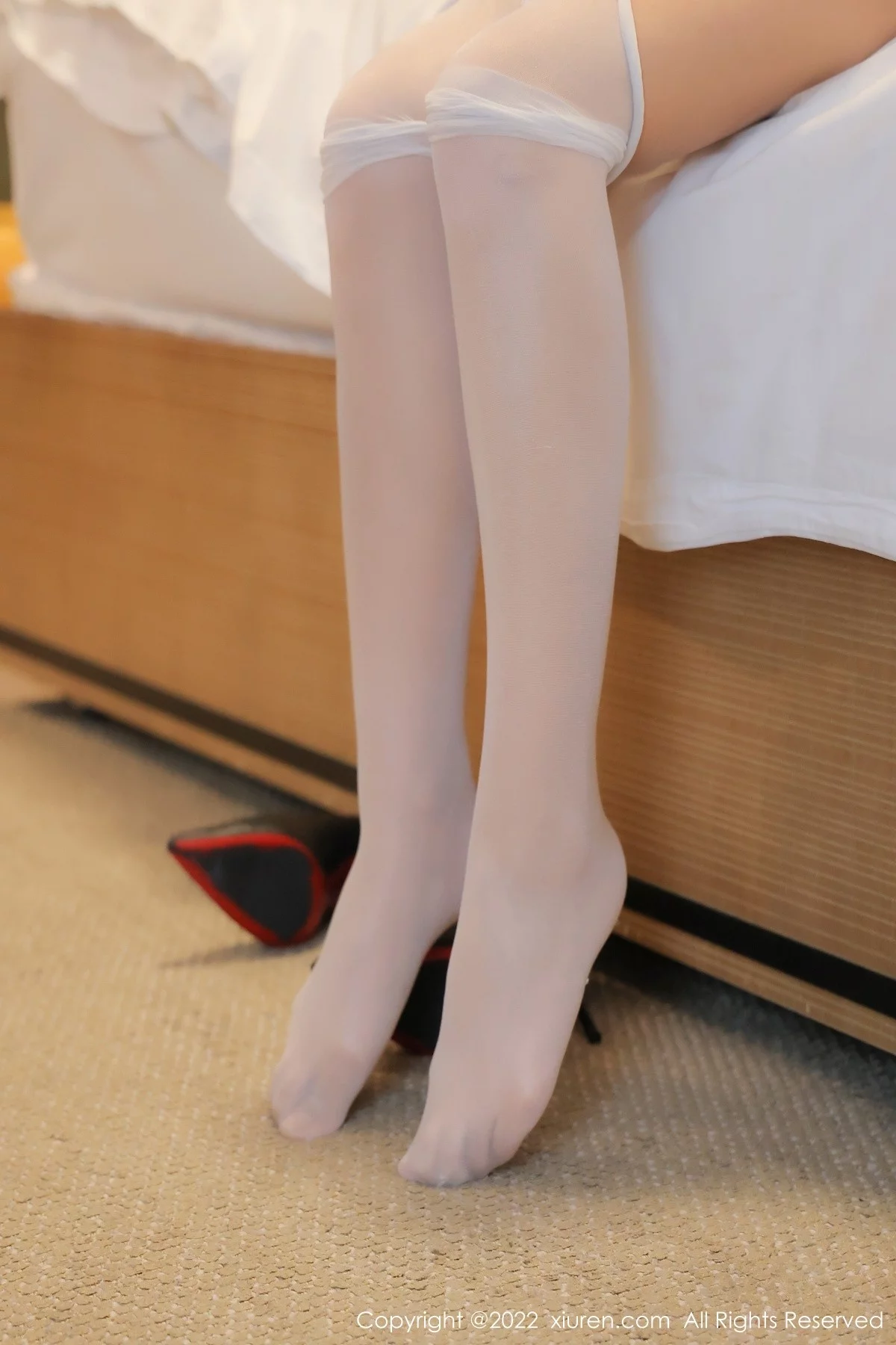 [[XiuRen秀人网]秀人网]No.4857_模特夏沫沫tifa私房性感白色轻透薄纱配开档白丝极致诱惑写真58P