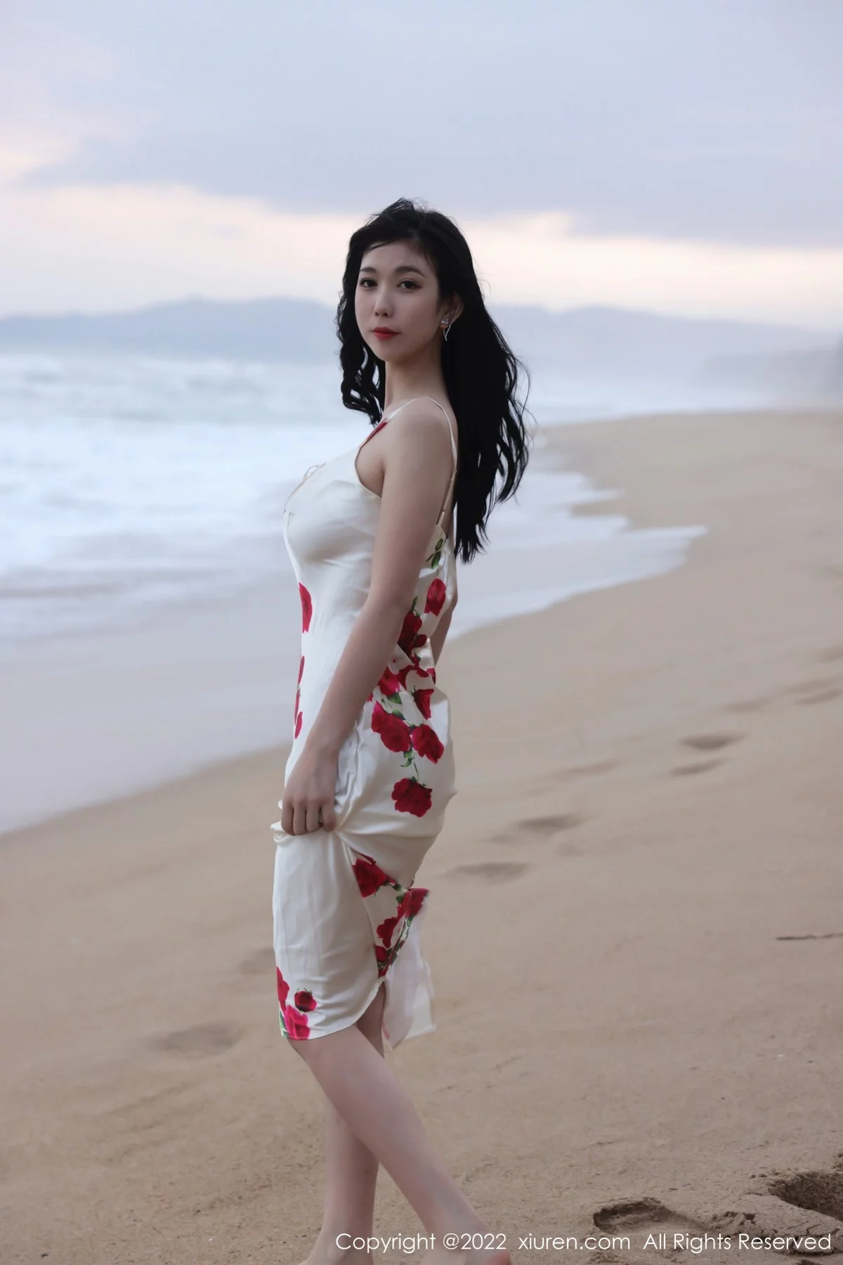 [[XiuRen秀人网]秀人网]No.4915_模特李雅柔三亚旅拍海边高开复古裙+黑色连体泳衣迷人诱惑写真74P