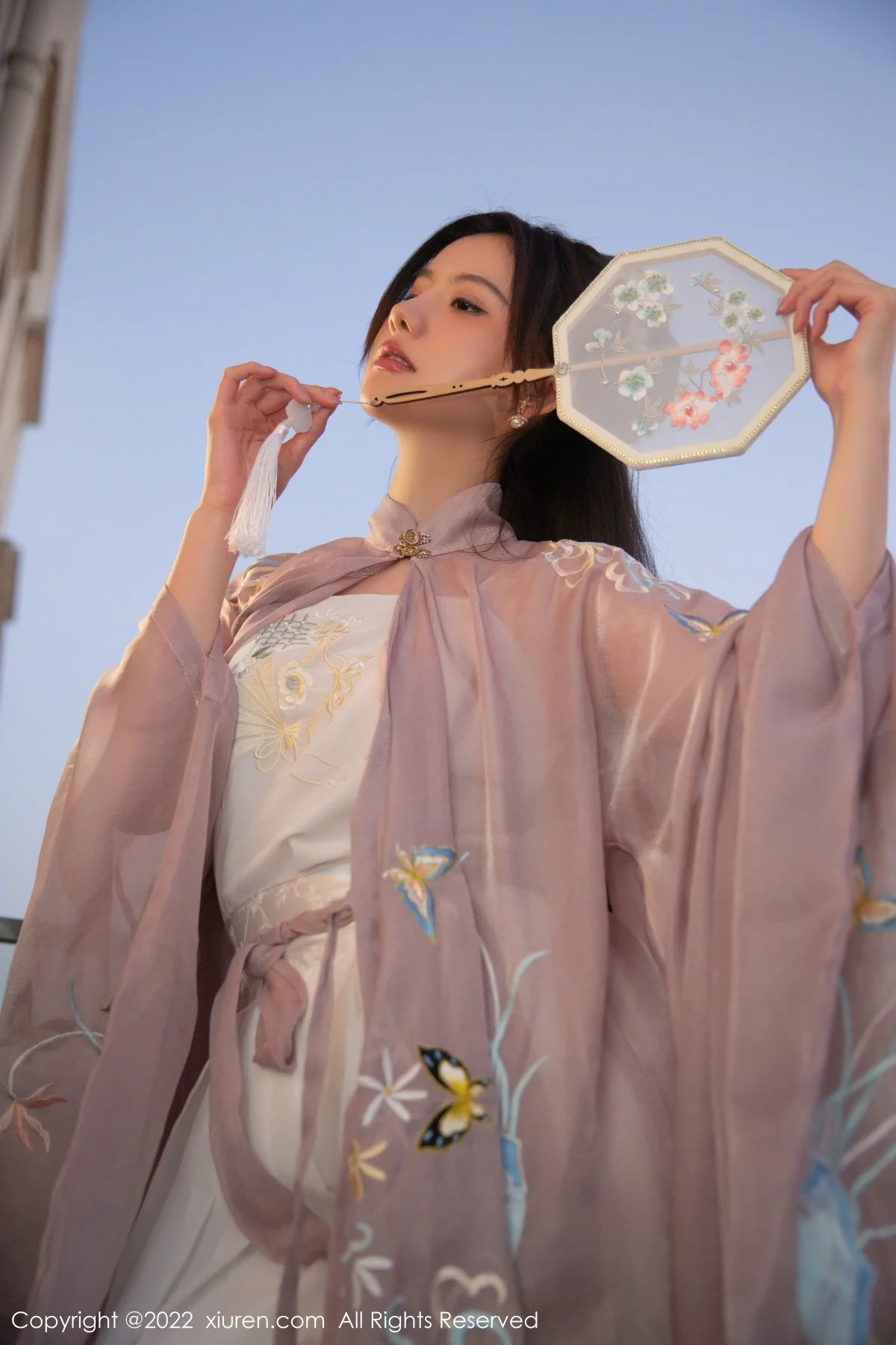 [[XiuRen秀人网]秀人网]No.4945_模特就是阿朱啊性感古装服饰拍摄私房情趣捆绑秀美腿诱惑写真68P