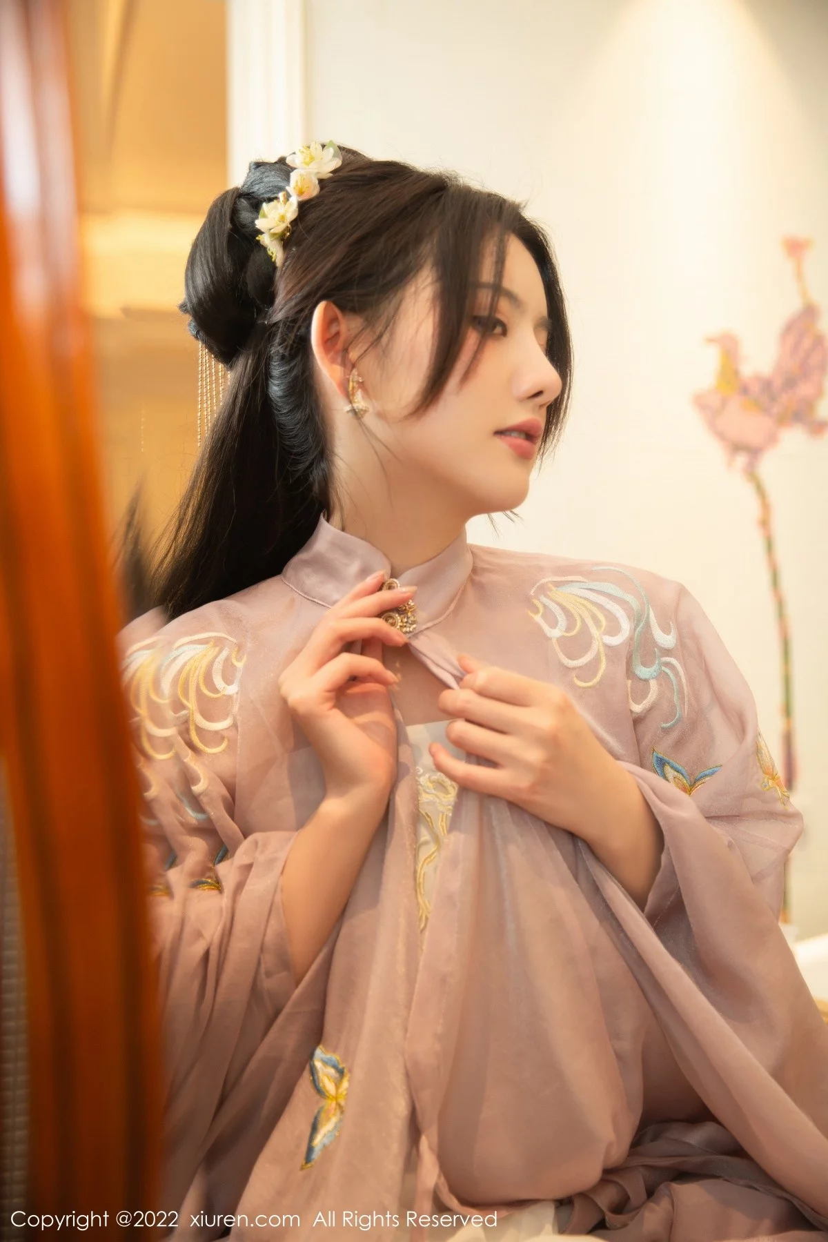 [[XiuRen秀人网]秀人网]No.4945_模特就是阿朱啊性感古装服饰拍摄私房情趣捆绑秀美腿诱惑写真68P