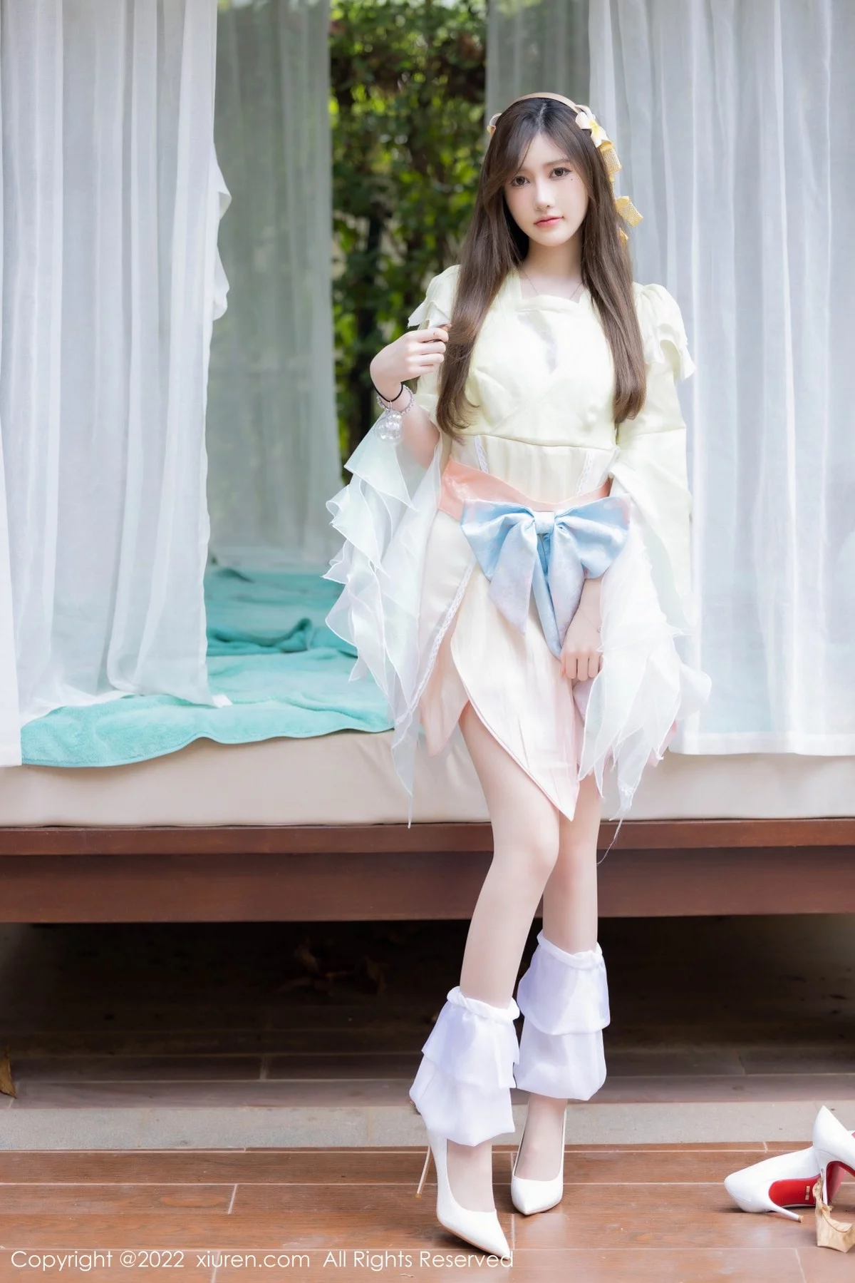 [[XiuRen秀人网]秀人网]No.4948_女神绮里嘉ula珠三角旅拍模特合集性感Cos装扮秀完美身材诱惑写真51P