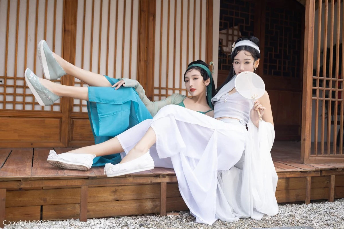 [[XiuRen秀人网]秀人网]No.4952_模特唐安琪＆陆萱萱古装合拍主题性感内衣配无内肉丝诱惑写真92P