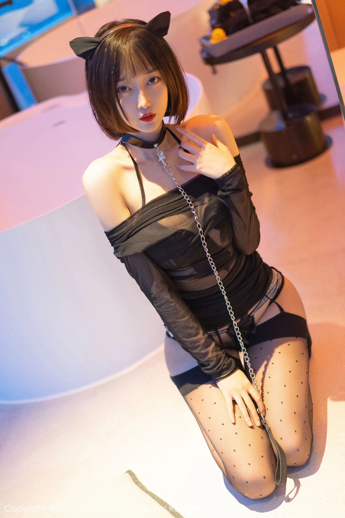 [[XiuRen秀人网]秀人网]No.4956_模特玥儿玥er大理旅拍黑色轻透服饰露性感黑色内衣诱惑写真58P