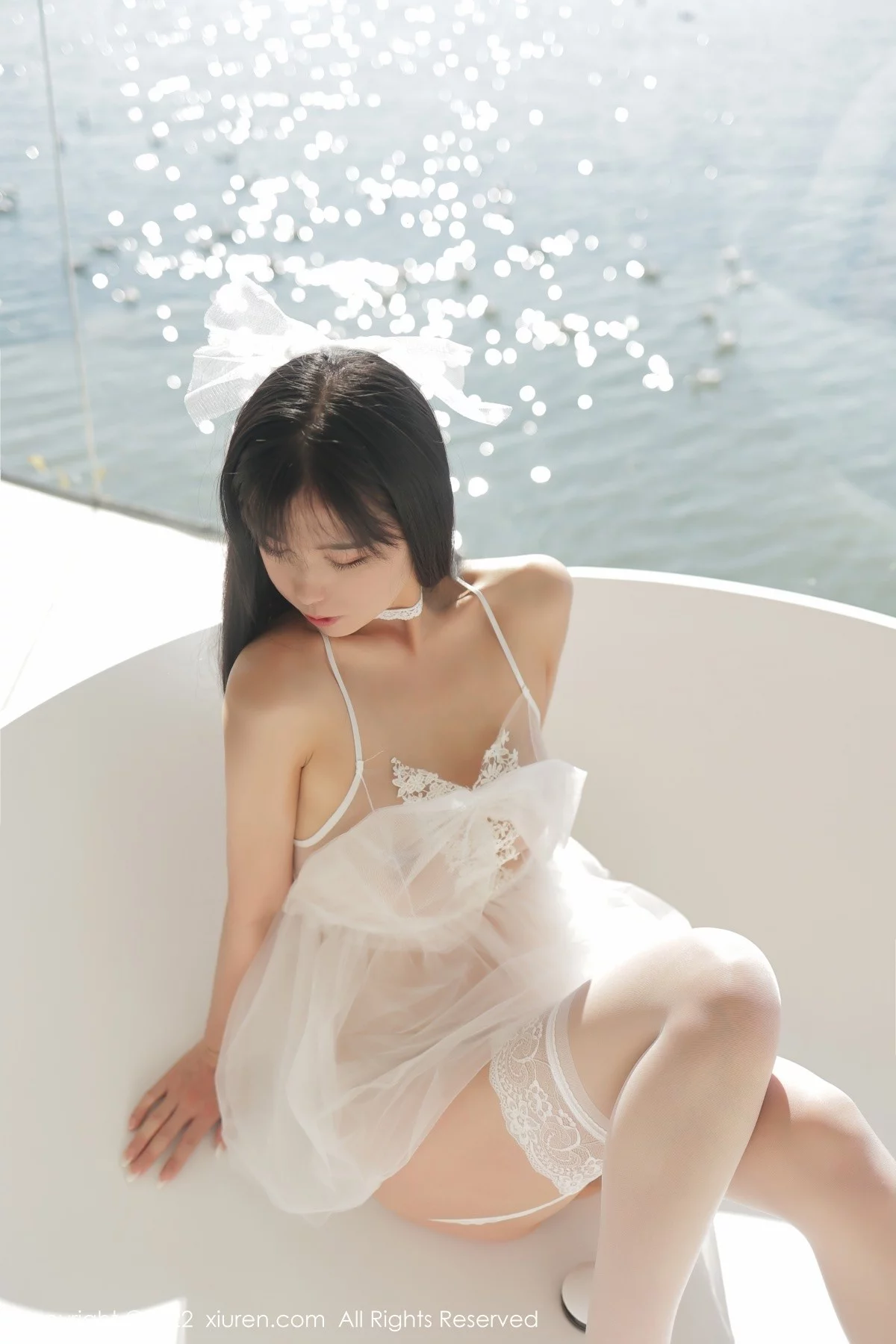 [[XiuRen秀人网]秀人网]No.4964_模特李雅柔182CM大理旅拍白色轻透吊裙配白丝袜迷人诱惑写真59P