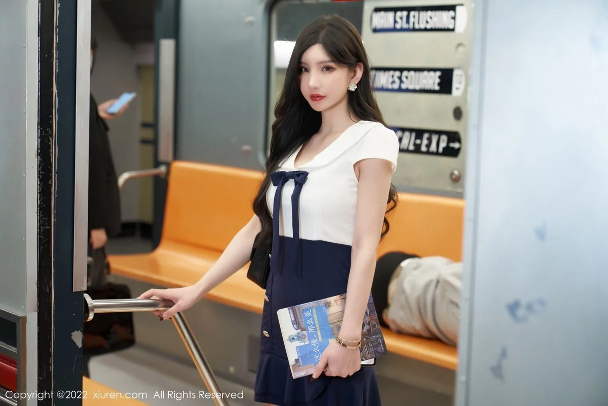 [[XiuRen秀人网]秀人网]No.4979_女神周于希Sally地铁故事主题性感连衣短裙秀美腿迷人诱惑写真80P