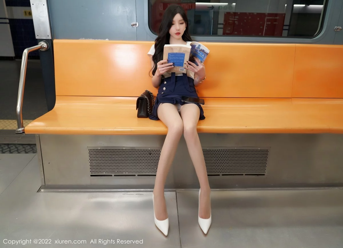 [[XiuRen秀人网]秀人网]No.4979_女神周于希Sally地铁故事主题性感连衣短裙秀美腿迷人诱惑写真80P