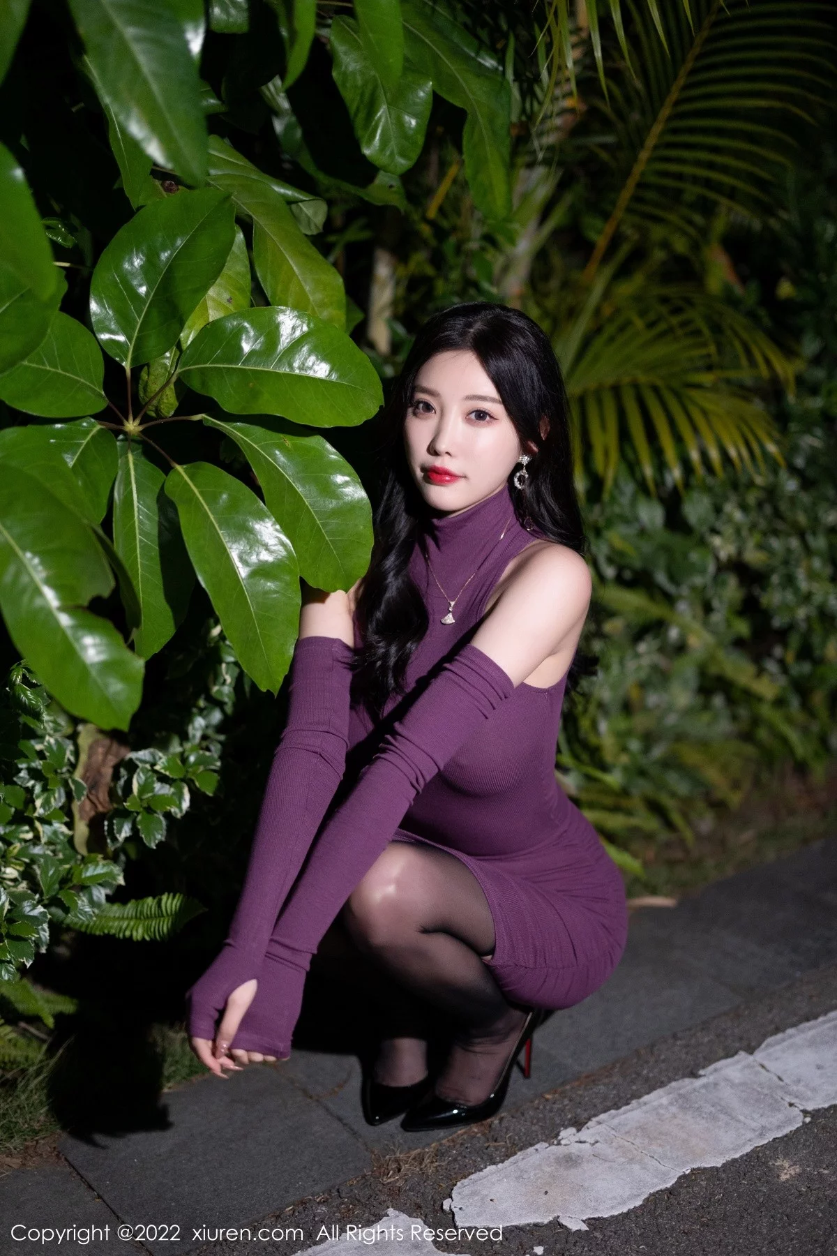 [[XiuRen秀人网]秀人网]No.4989_女神杨晨晨Yome私房浴室紫色连衣短裙真空秀完美身材诱惑写真87P