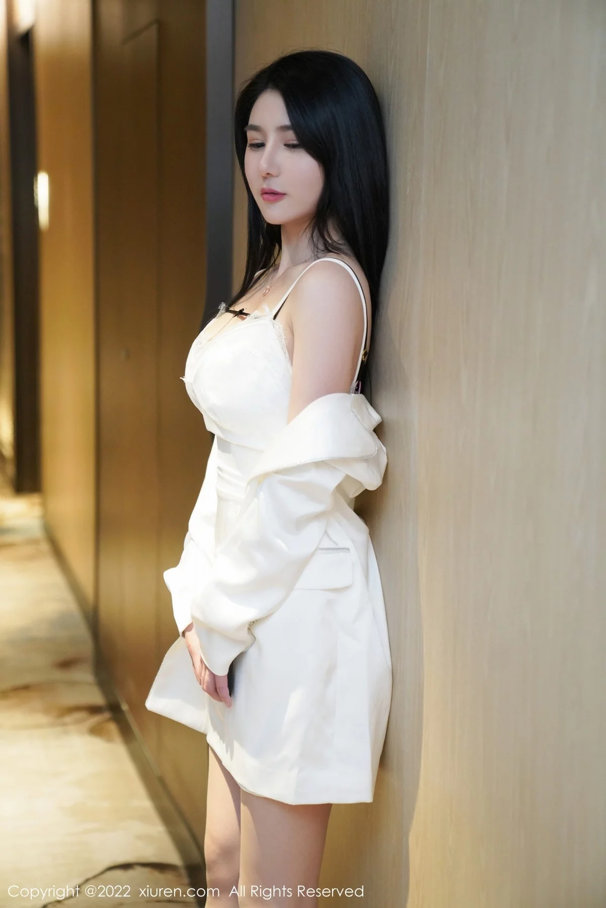 [[XiuRen秀人网]秀人网]No.4991_模特Fairy如歌性感白色职业装露黑色内衣超薄肉丝完美诱惑写真41P