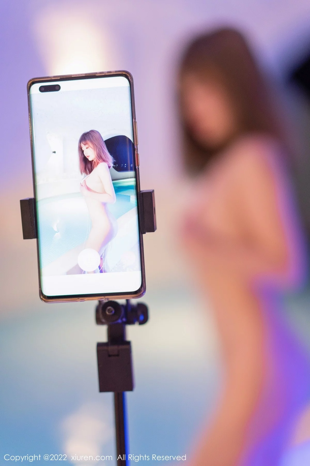 [[XiuRen秀人网]秀人网]No.5001_女神王雨纯大理旅拍泳池性感粉色比基尼秀丰满身材迷人诱惑写真60P