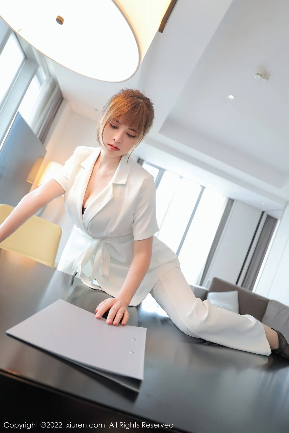 [[XiuRen秀人网]秀人网]No.5019_模特奈沐子室内场景脱白色OL服饰露性感黑色内衣迷人诱惑写真52P