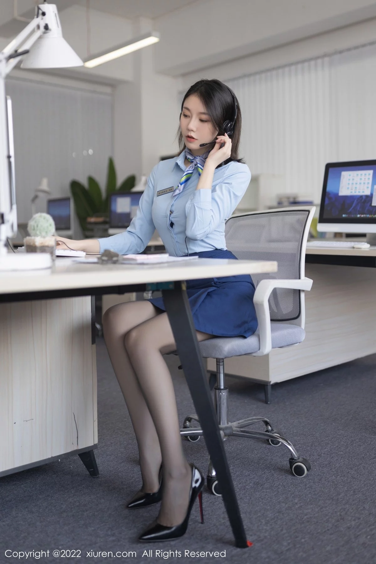 [[XiuRen秀人网]秀人网]No.5021_模特安然anran珠三角旅拍角色扮演半脱露性感蕾丝内衣诱惑写真77P