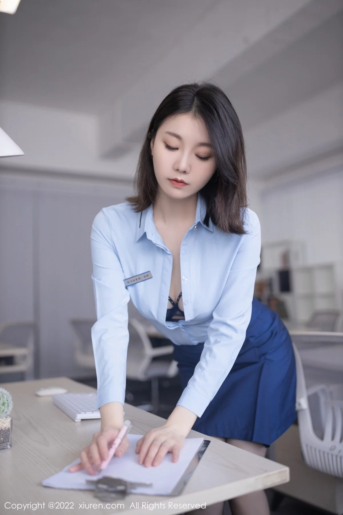 [[XiuRen秀人网]秀人网]No.5021_模特安然anran珠三角旅拍角色扮演半脱露性感蕾丝内衣诱惑写真77P