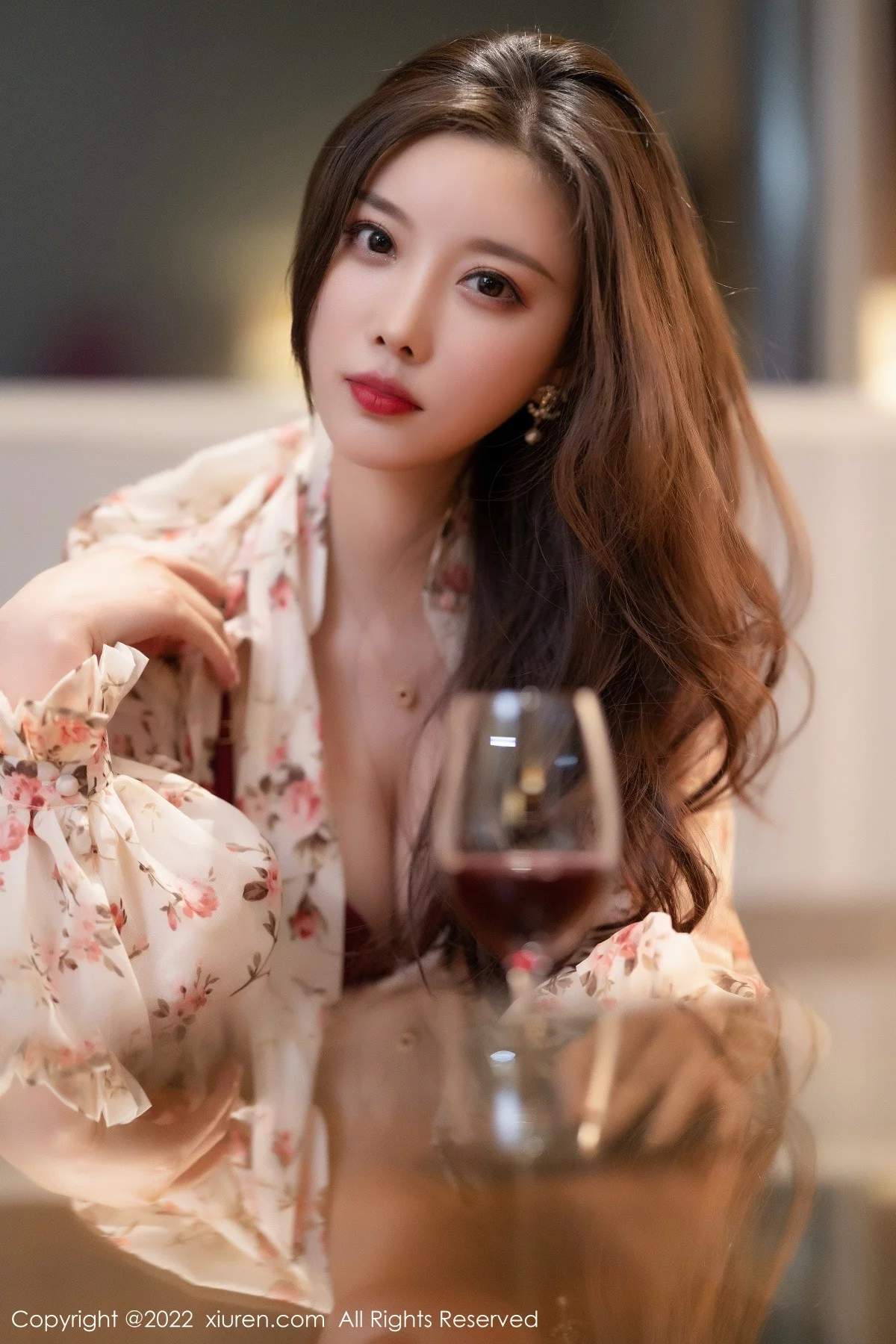 [[XiuRen秀人网]秀人网]No.4892_女神杨晨晨Yome半脱露性感红色内衣配原色丝袜完美诱惑写真76P