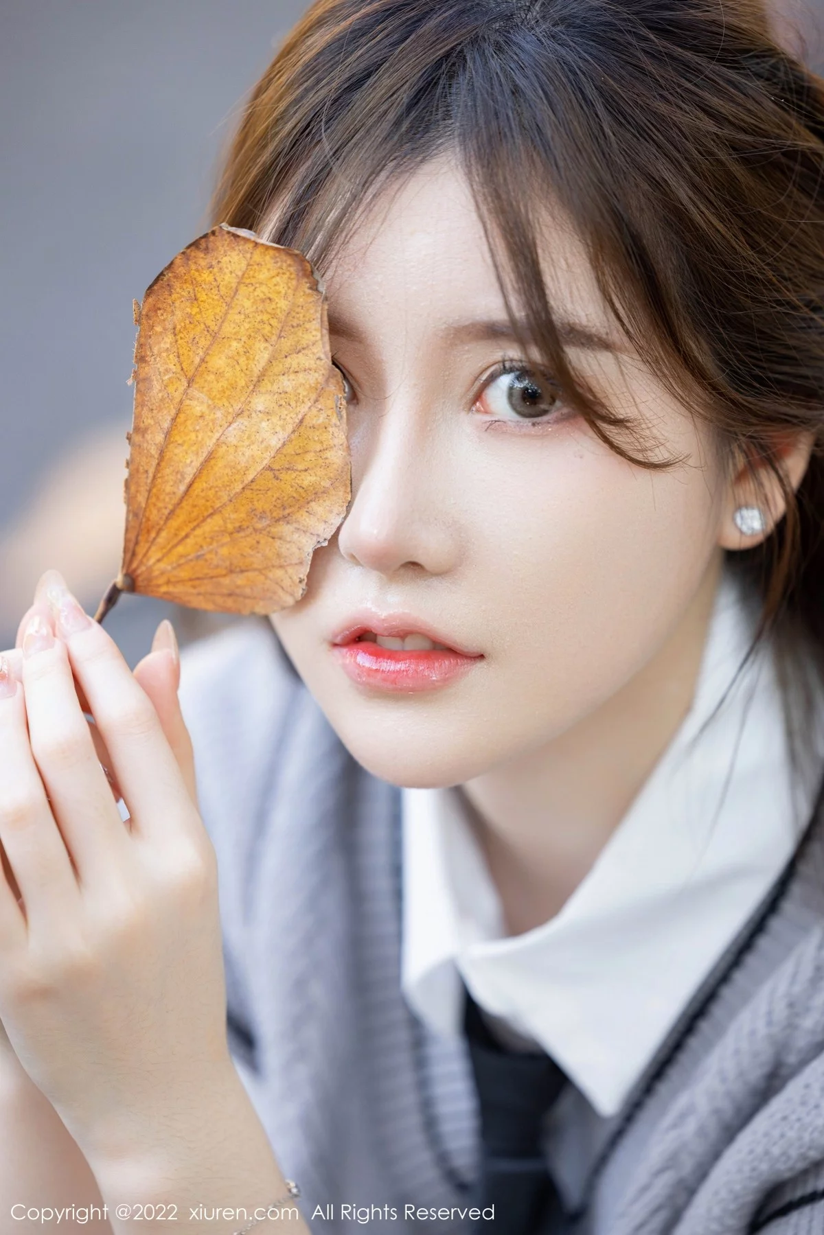 [[XiuRen秀人网]秀人网]No.4896_模特美桃酱珠三角旅拍户外文艺青年装扮私房蕾丝内衣诱惑写真52P