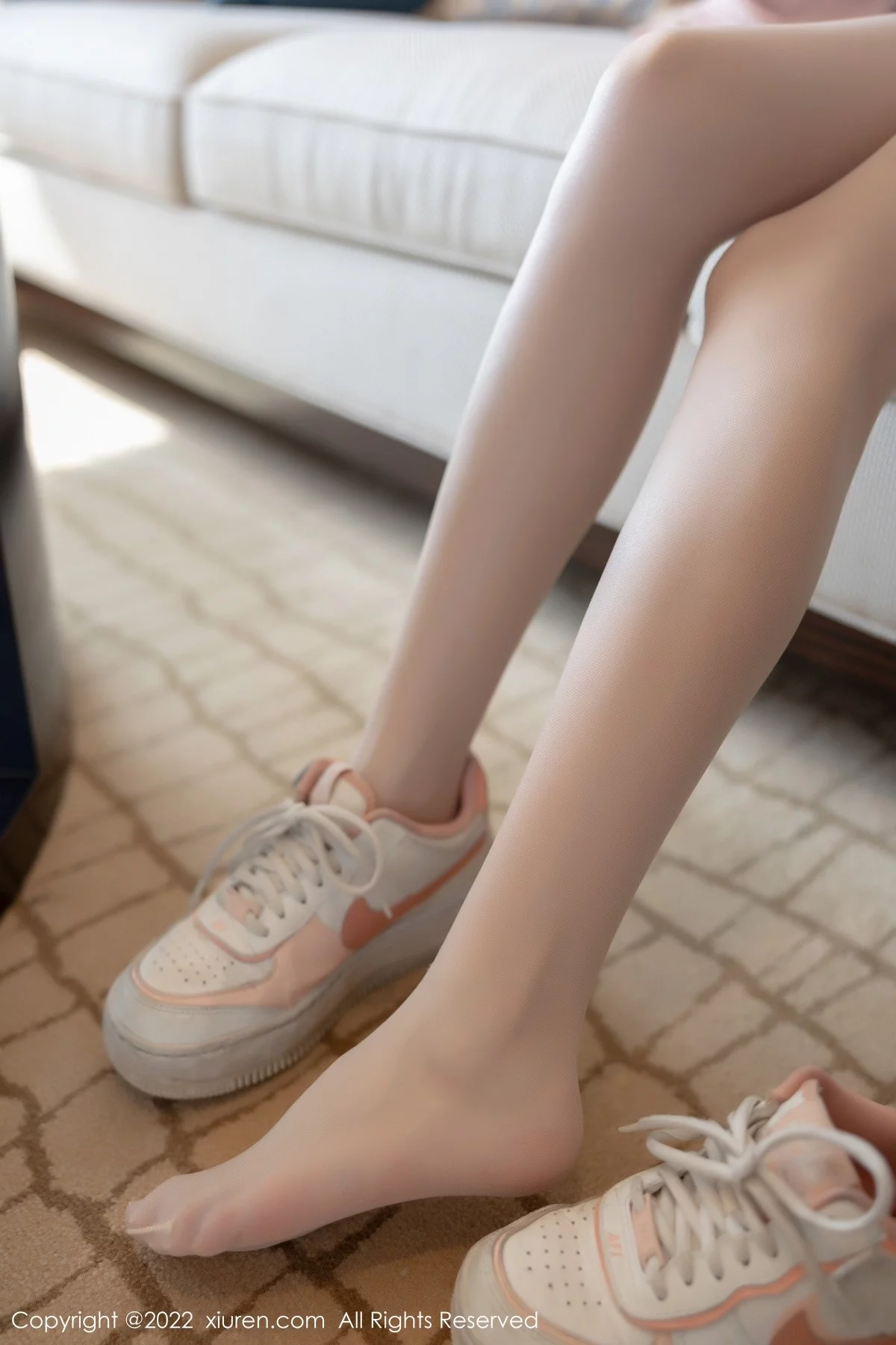 [[XiuRen秀人网]秀人网]No.4902_模特林星阑脱粉色长袖毛衣露蓝色蕾丝内衣配原色丝袜诱惑写真76P