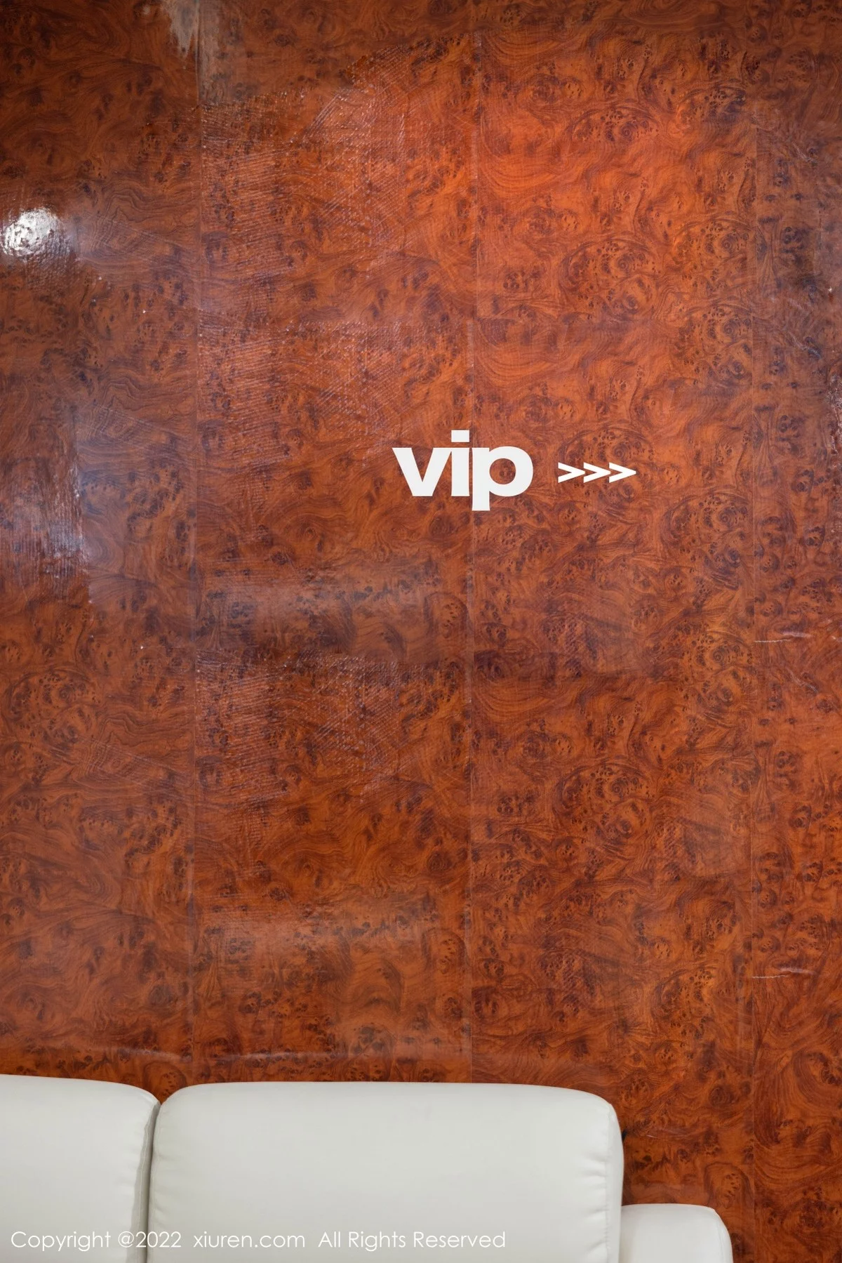 [[XiuRen秀人网]秀人网]No.5070_女神绮里嘉ula海南心愿旅拍脱花纹旗袍露白色蕾丝内衣诱惑写真89P