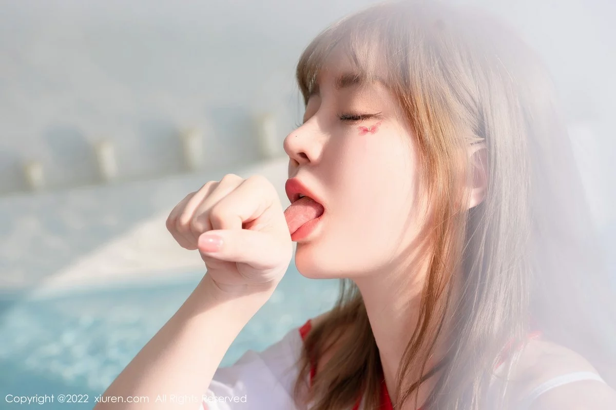 [[XiuRen秀人网]秀人网]No.5072_女神王雨纯大理旅拍私房性感白色连体衣秀豪乳翘臀撩人诱惑写真86P