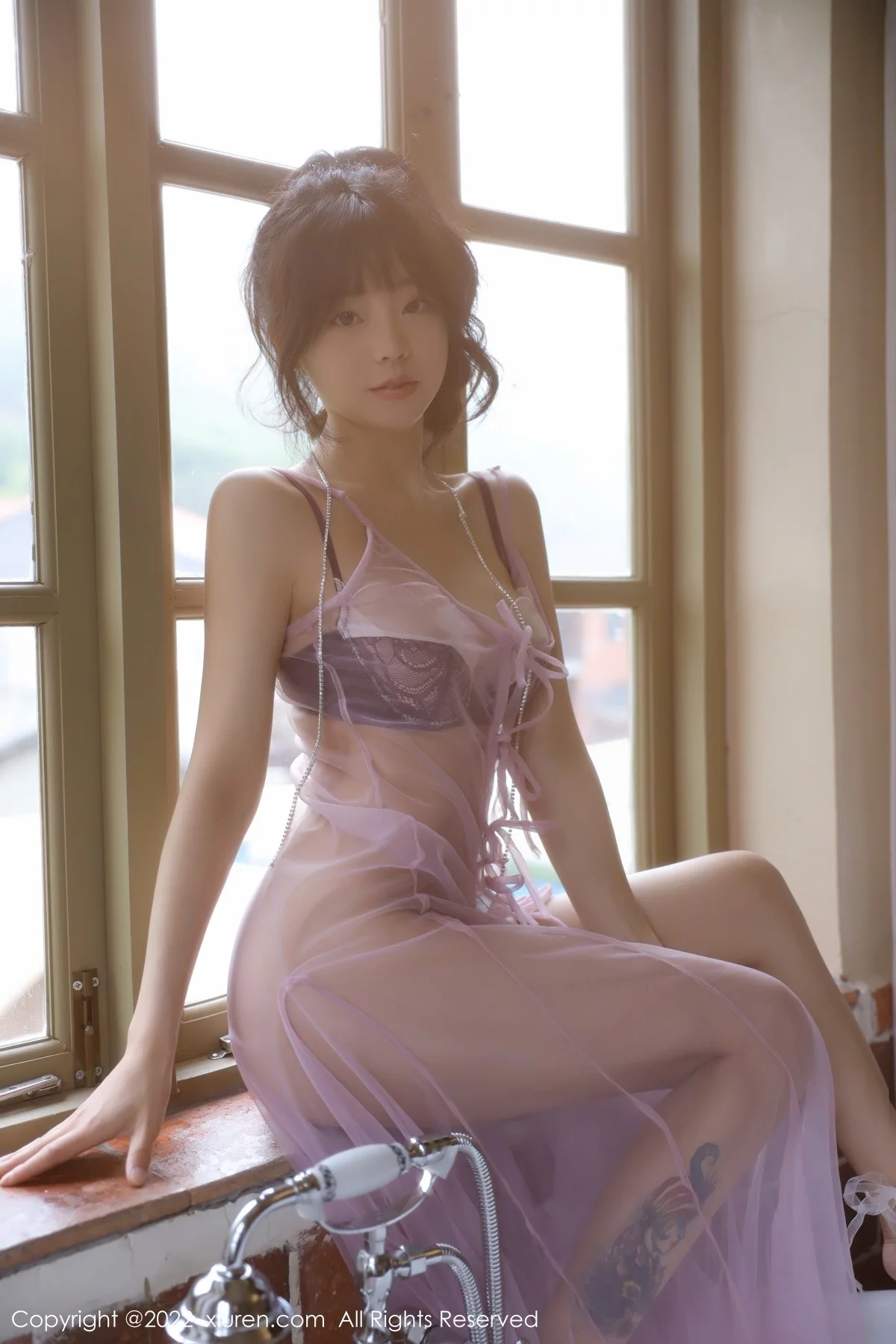 [[XiuRen秀人网]秀人网]No.5085_模特佘贝拉bella杭州旅拍紫色轻透薄纱透视秀蕾丝内衣诱惑写真73P
