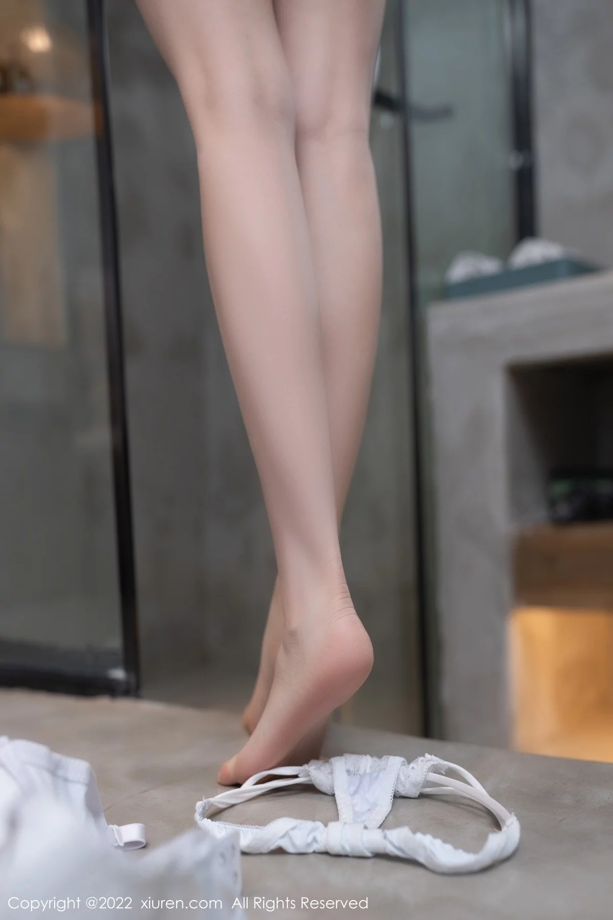 [[XiuRen秀人网]秀人网]No.5103_模特鱼子酱Fish私房脱性感紫色连衣裙露轻透内衣迷人诱惑写真87P