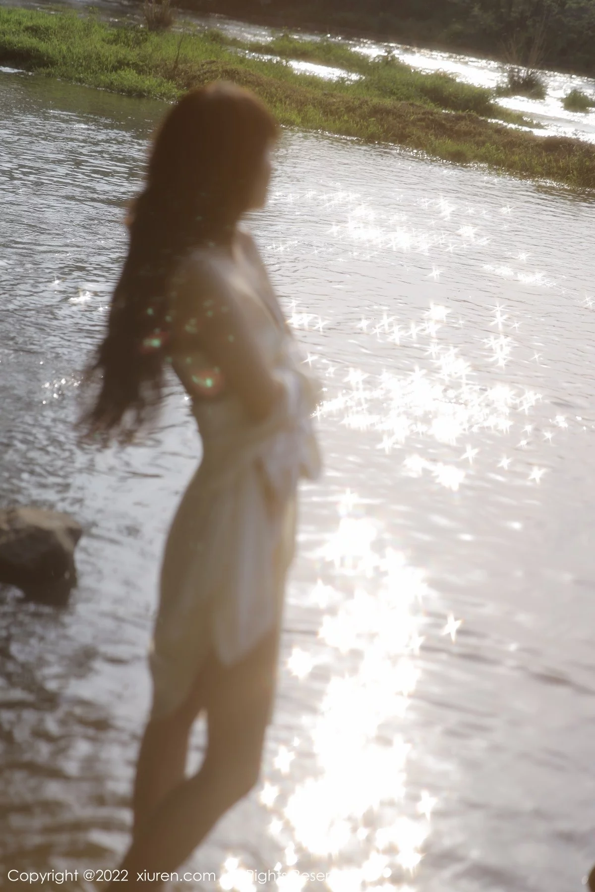 [[XiuRen秀人网]秀人网]No.5098_模特许嘉欣脱白色轻透长衫露白色蕾丝内衣秀曼妙身材诱惑写真66P