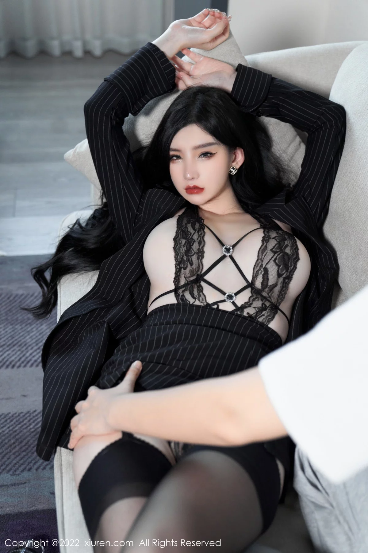 [[XiuRen秀人网]秀人网]No.5133_女神周于希Sally心愿旅拍私房黑色情趣薄纱秀豪乳撩人诱惑写真83P