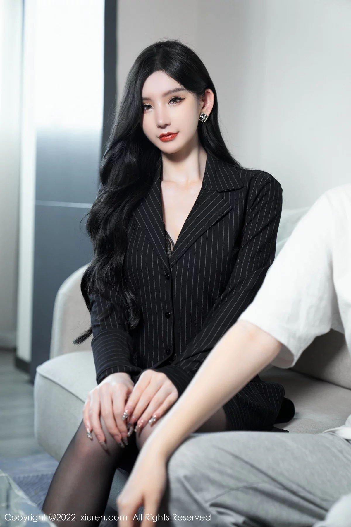 [[XiuRen秀人网]秀人网]No.5133_女神周于希Sally心愿旅拍私房黑色情趣薄纱秀豪乳撩人诱惑写真83P