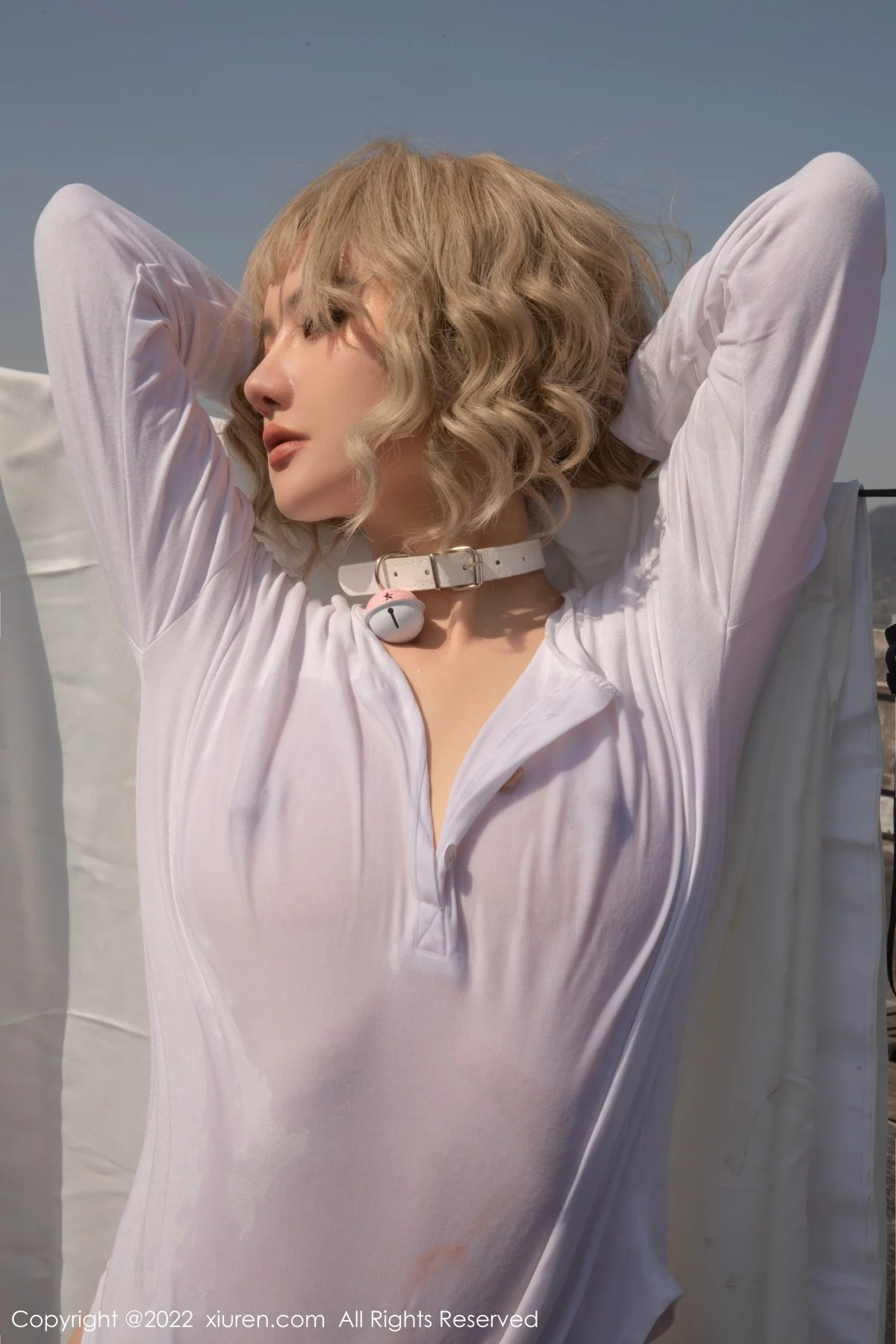 [[XiuRen秀人网]秀人网]No.5127_模特就是阿朱啊云南旅拍性感服饰半脱露白色内衣完美诱惑写真81P