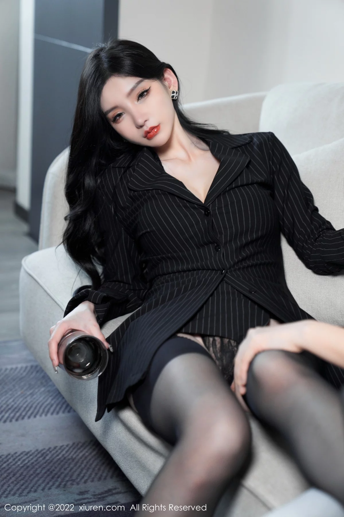 [[XiuRen秀人网]秀人网]No.5133_女神周于希Sally心愿旅拍私房黑色情趣薄纱秀豪乳撩人诱惑写真83P