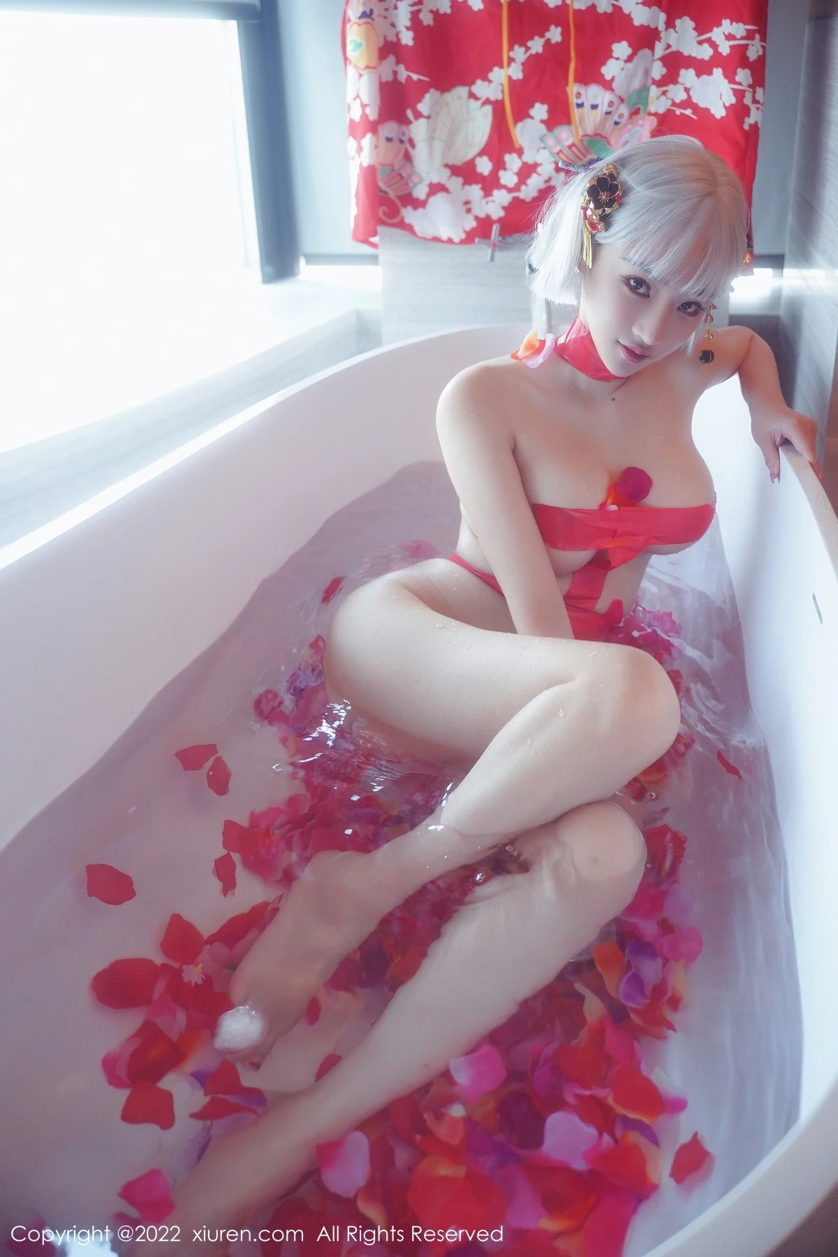 [[XiuRen秀人网]秀人网]No.5134_模特西门小玉蒸汽浴室里红带裹身秀火辣身材傲人豪乳诱惑写真66P